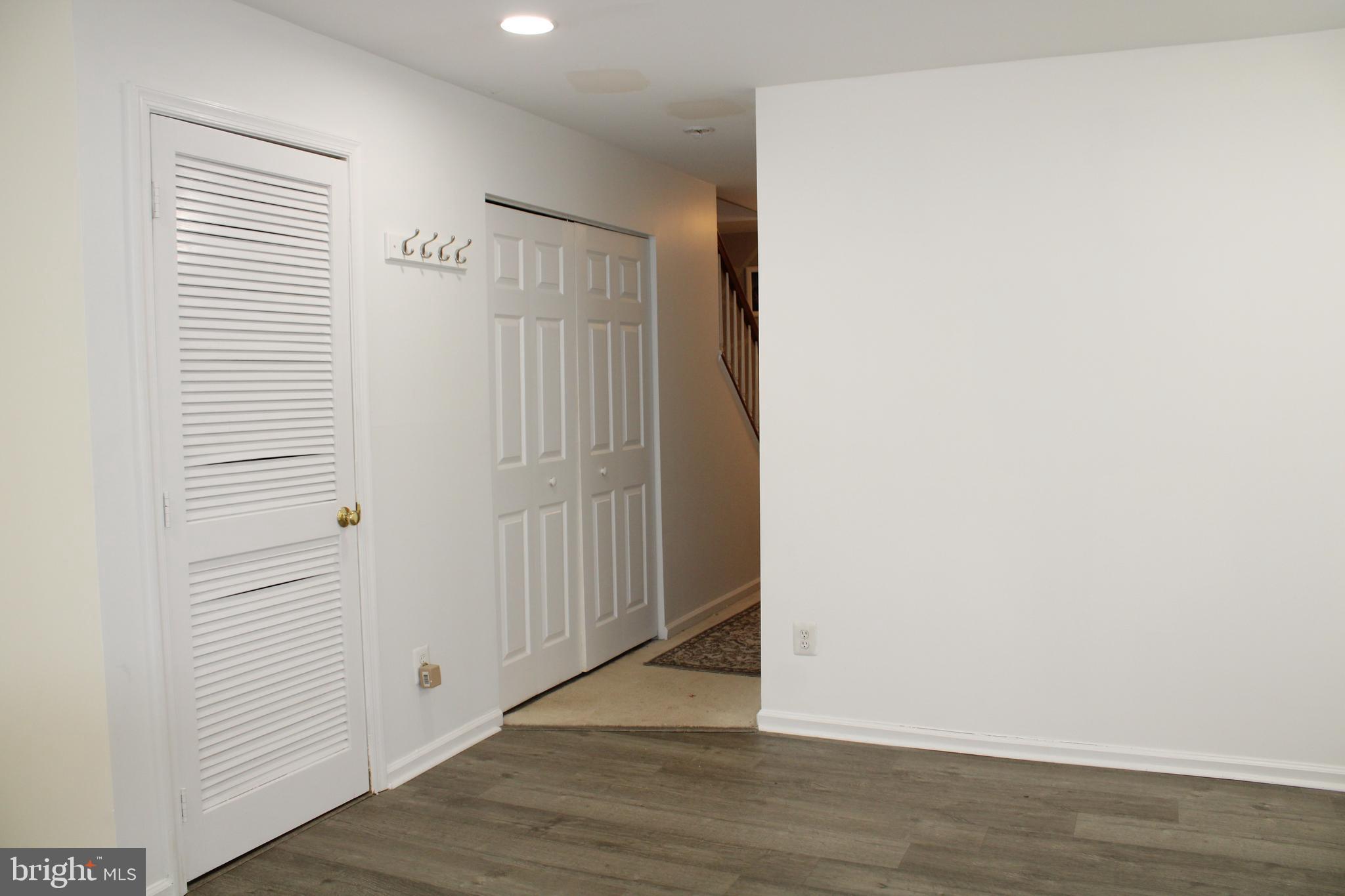 MONTCLAIR MEWS - Residential Lease