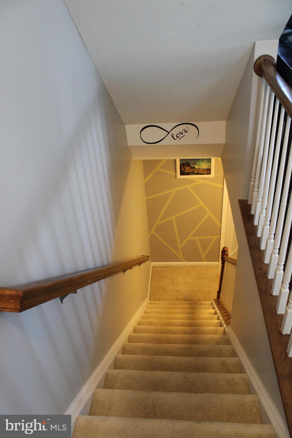 MONTCLAIR MEWS - Residential Lease