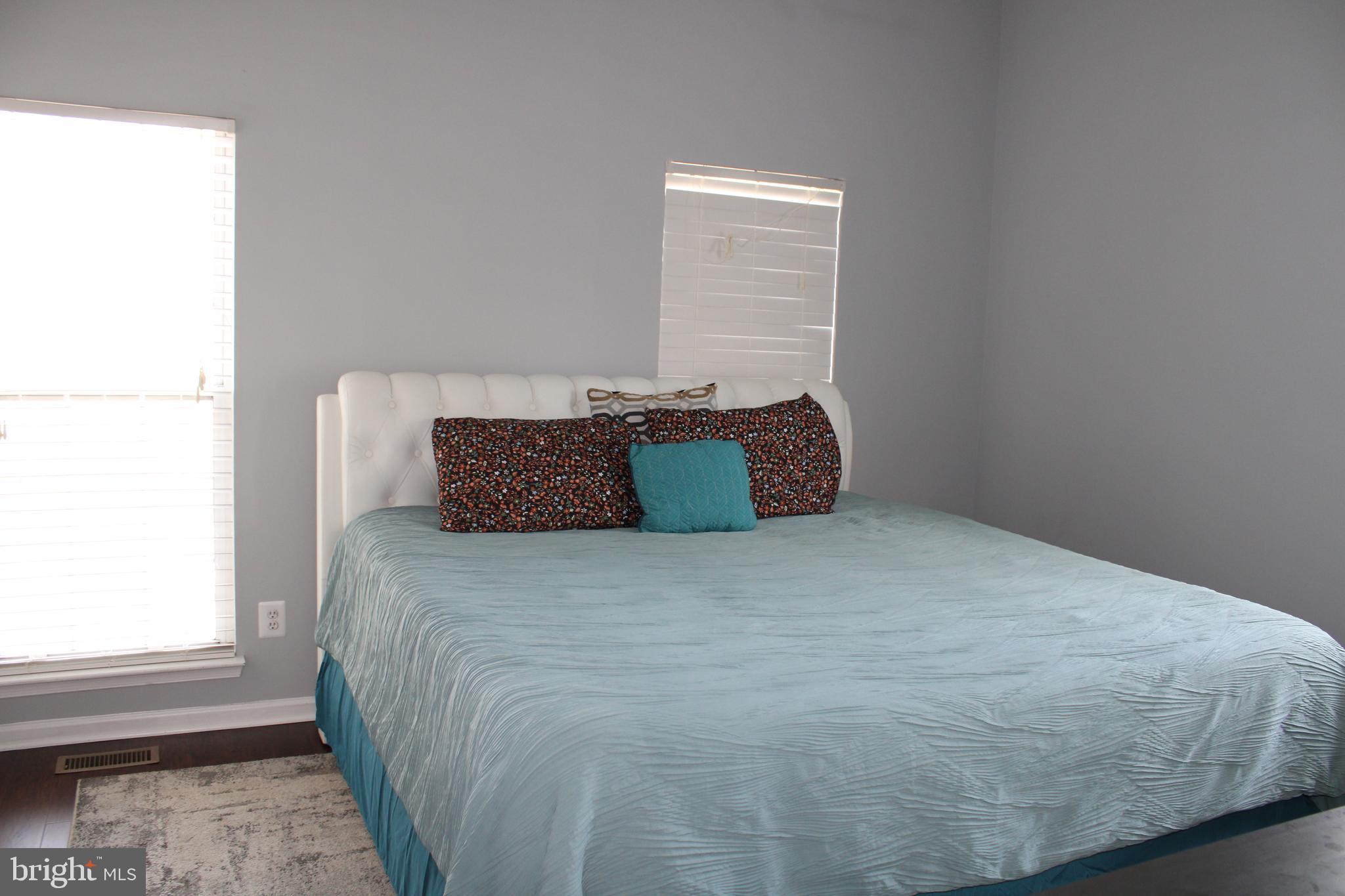 MONTCLAIR MEWS - Residential Lease