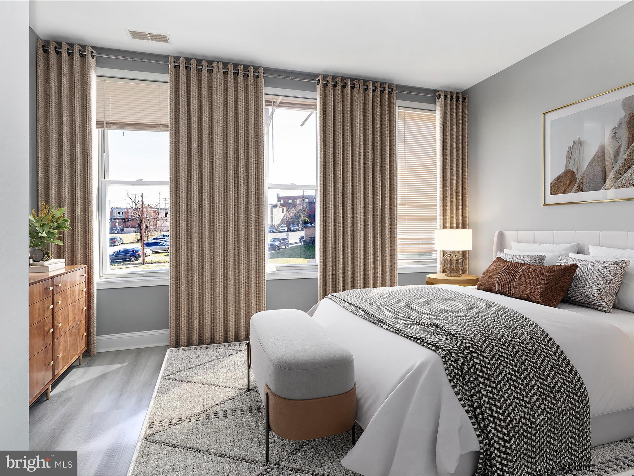 BROADWAY EAST - Residential