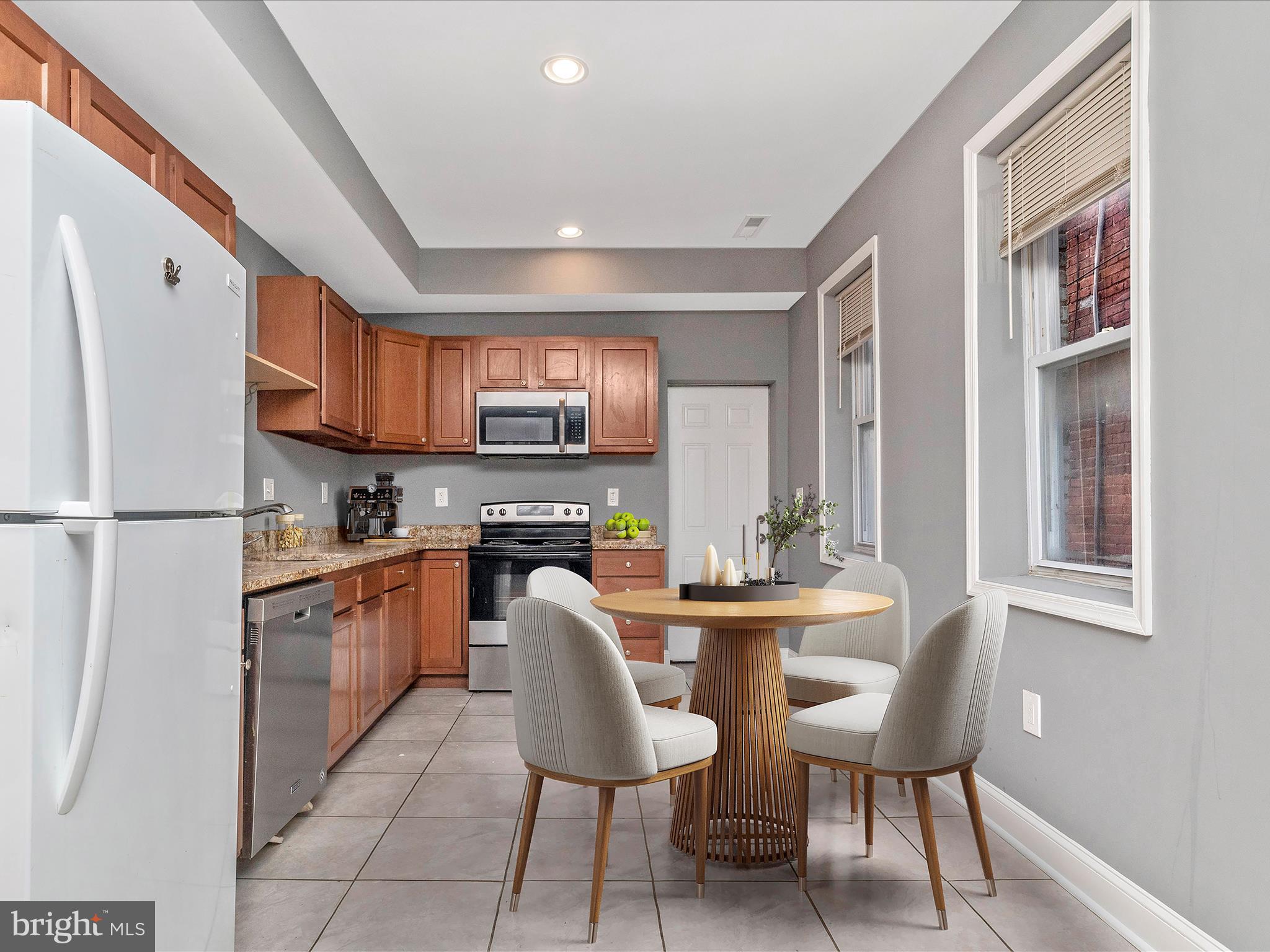 BROADWAY EAST - Residential