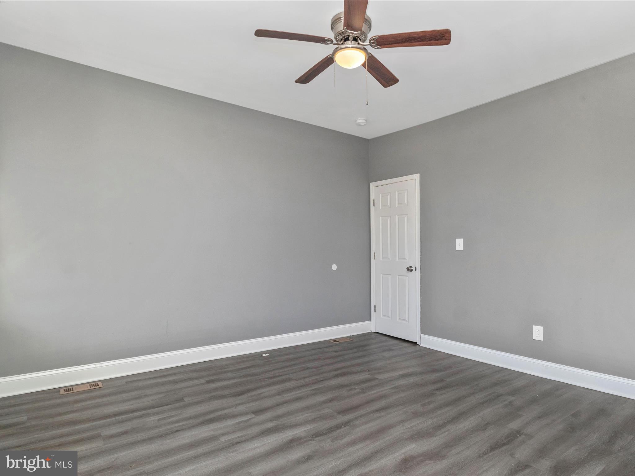 BROADWAY EAST - Residential