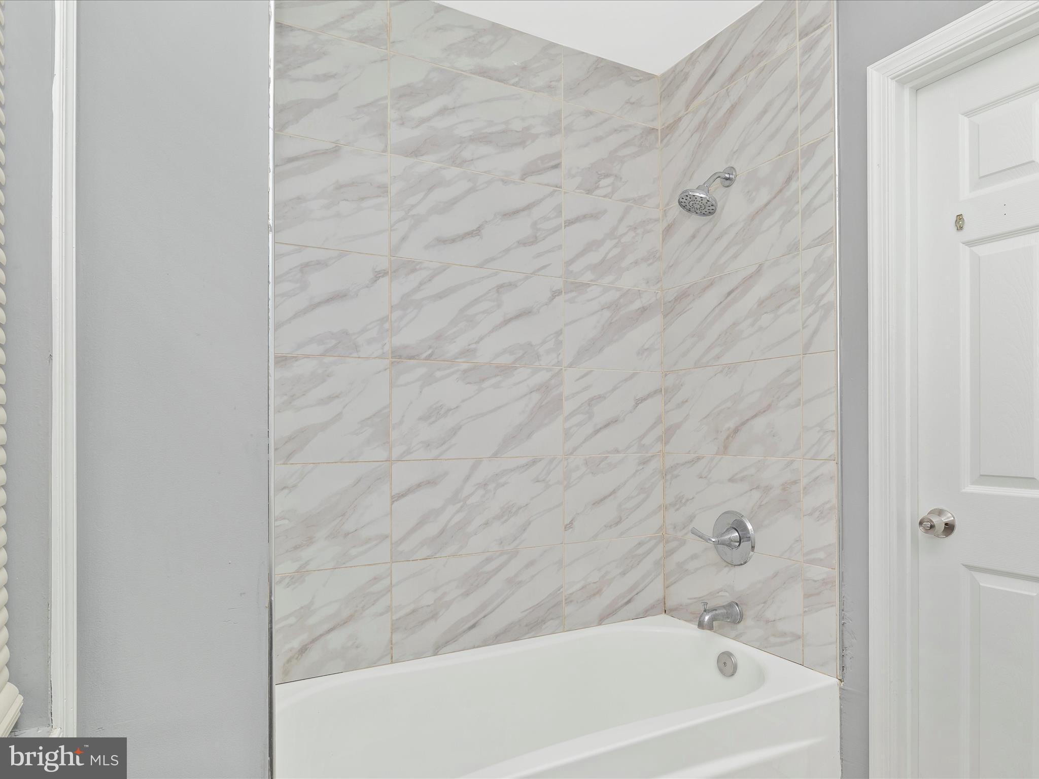 BROADWAY EAST - Residential