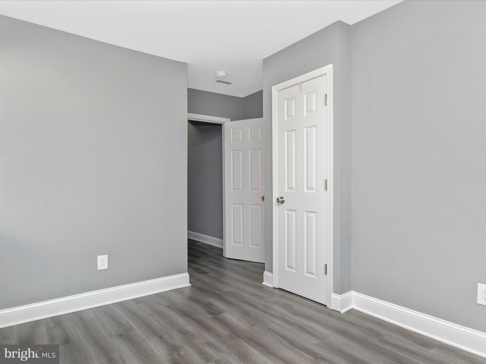 BROADWAY EAST - Residential