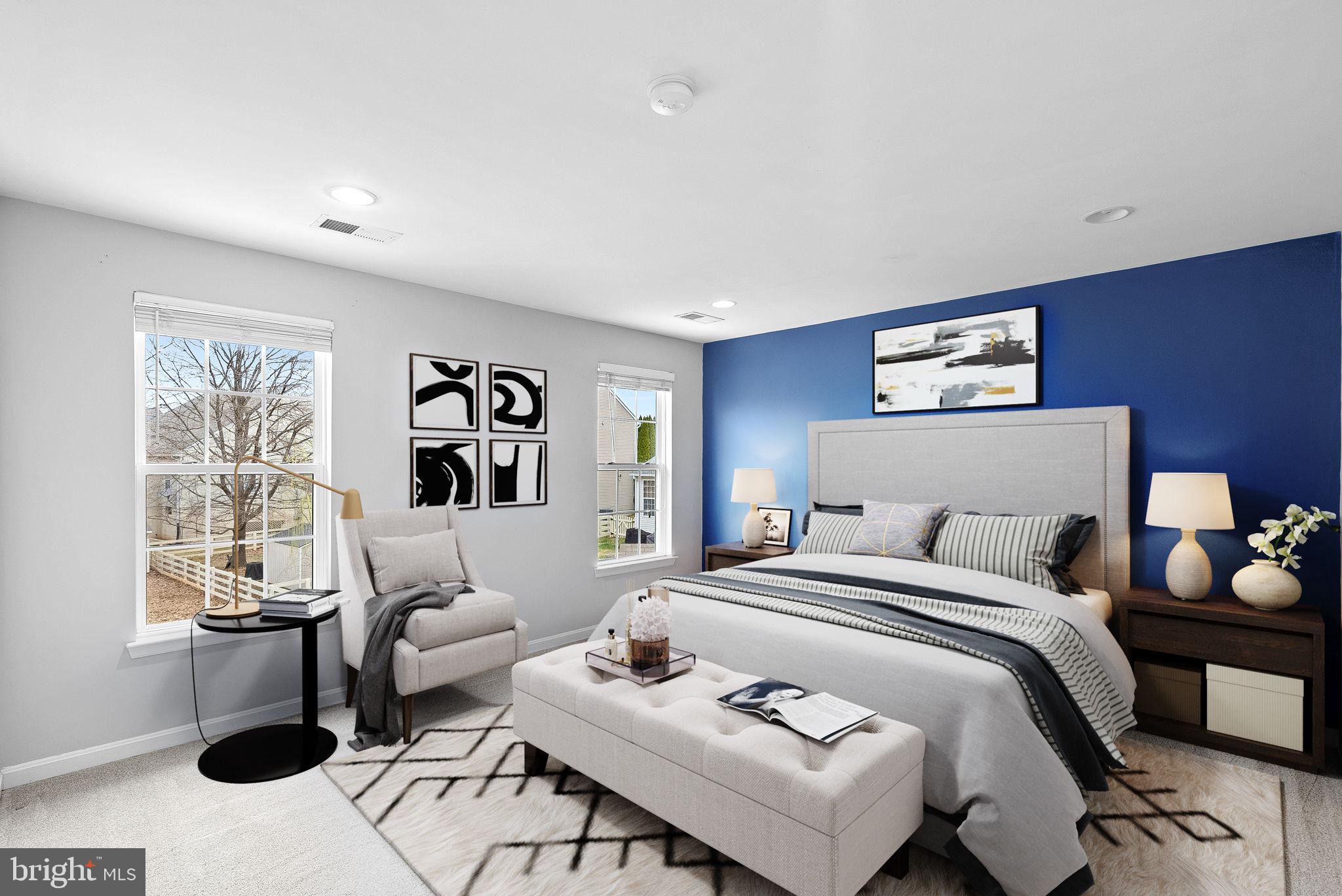 ROUND HILL - Residential