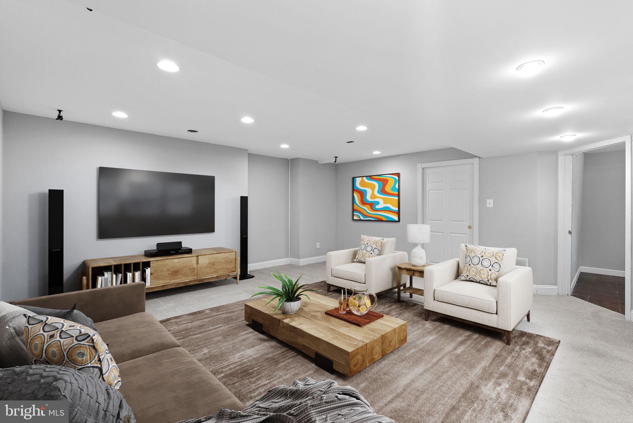 ROUND HILL - Residential