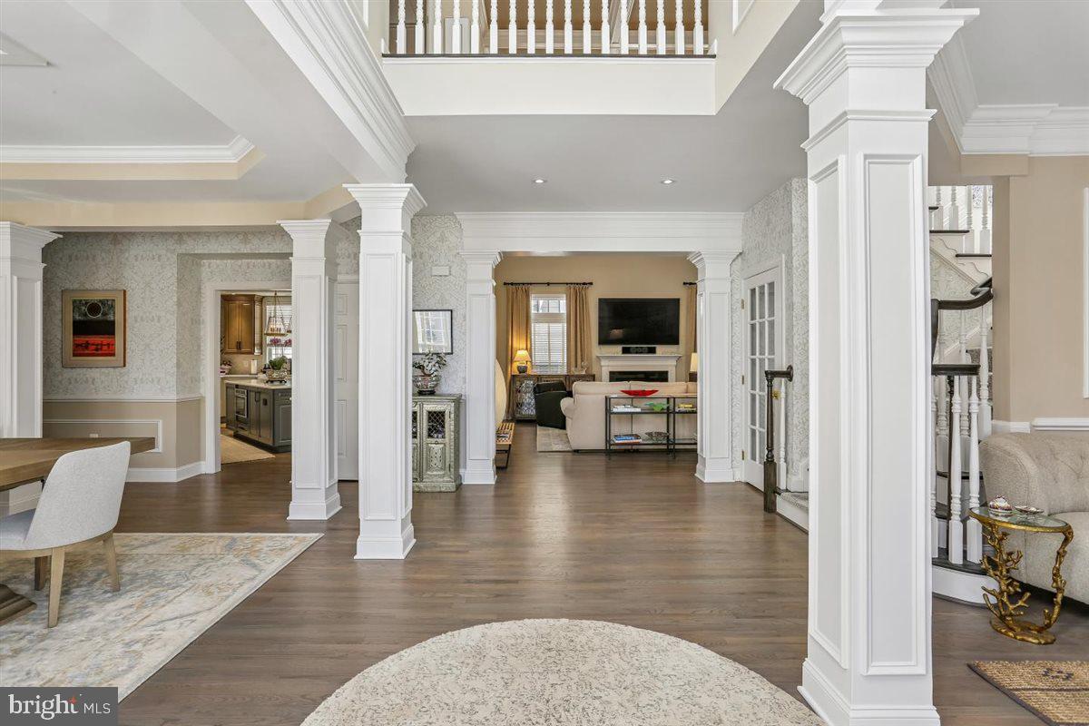 LEISURE WORLD - Residential