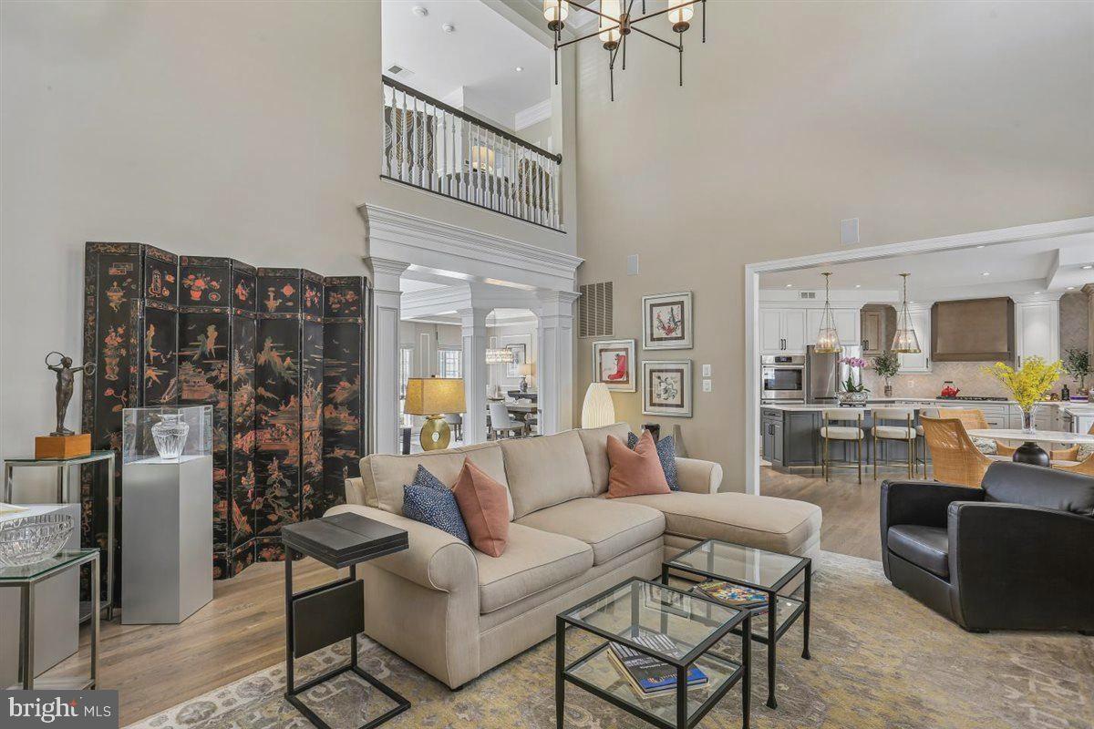 LEISURE WORLD - Residential