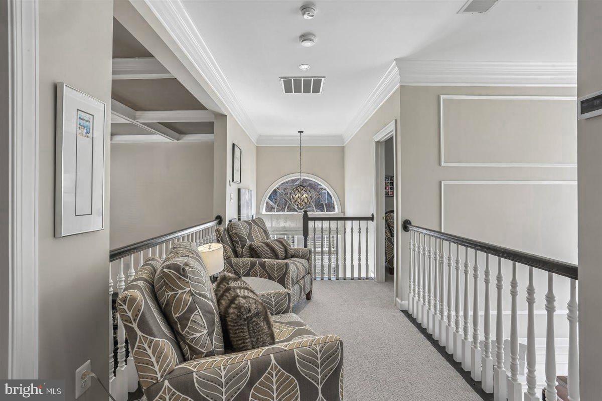 LEISURE WORLD - Residential