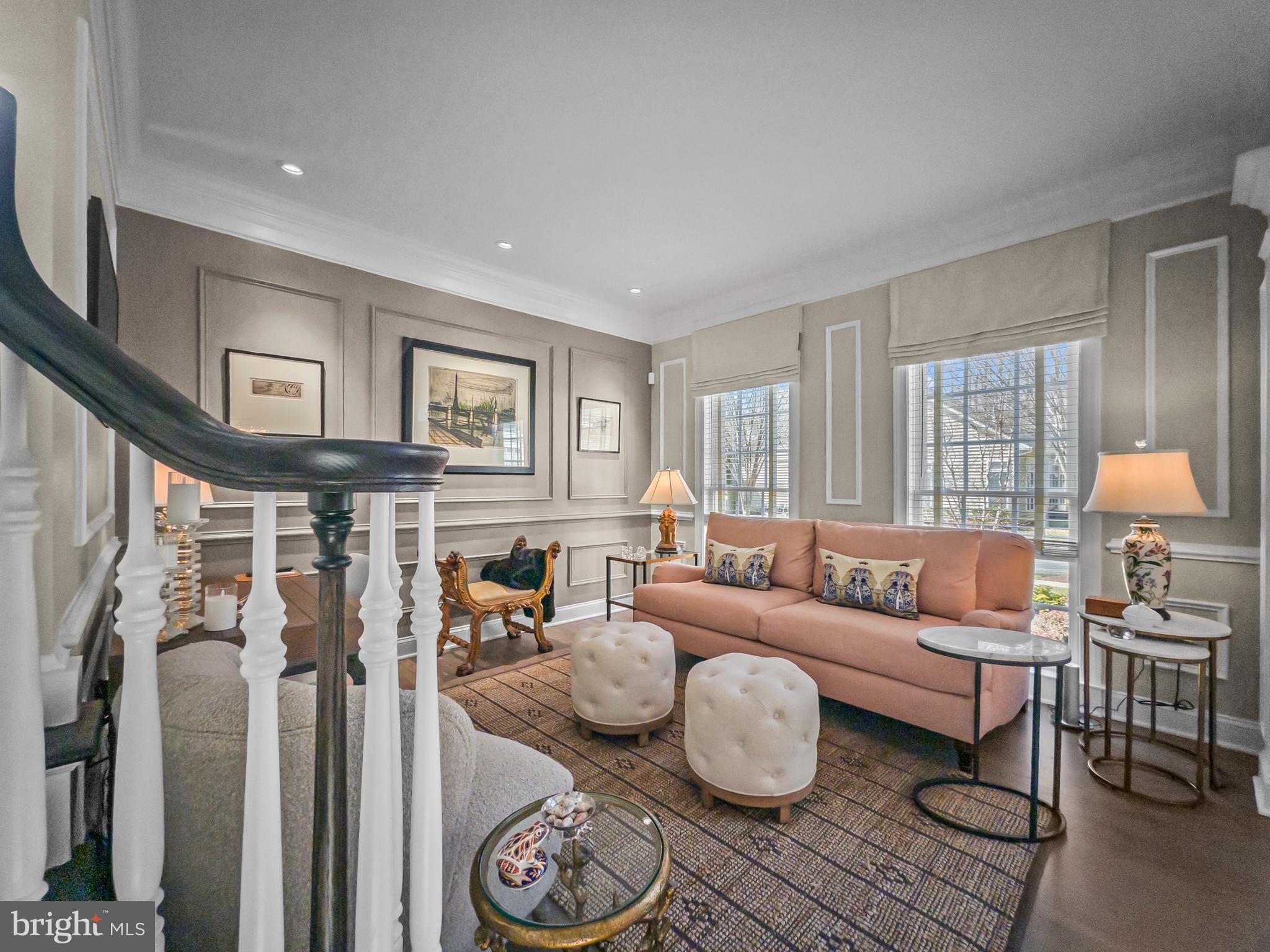 LEISURE WORLD - Residential