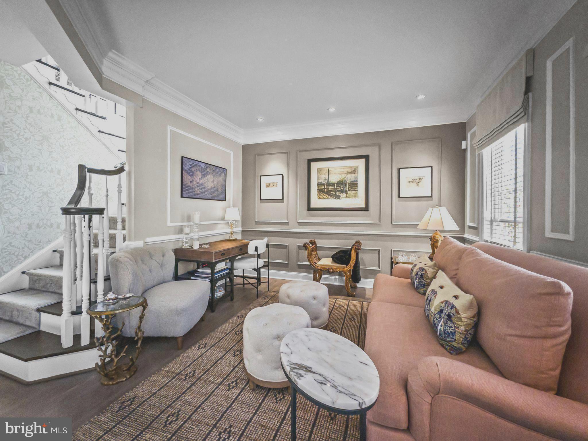 LEISURE WORLD - Residential