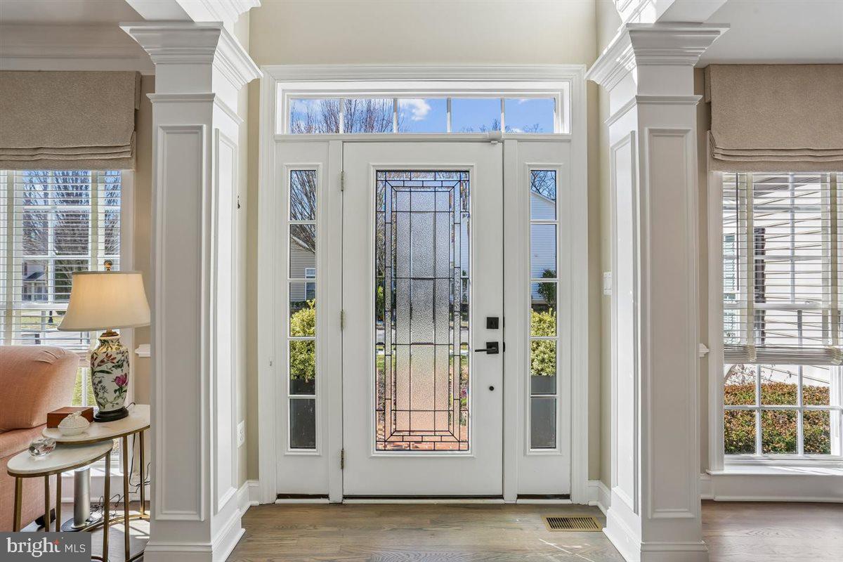 LEISURE WORLD - Residential