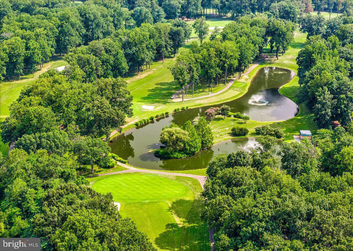 LEISURE WORLD - Residential