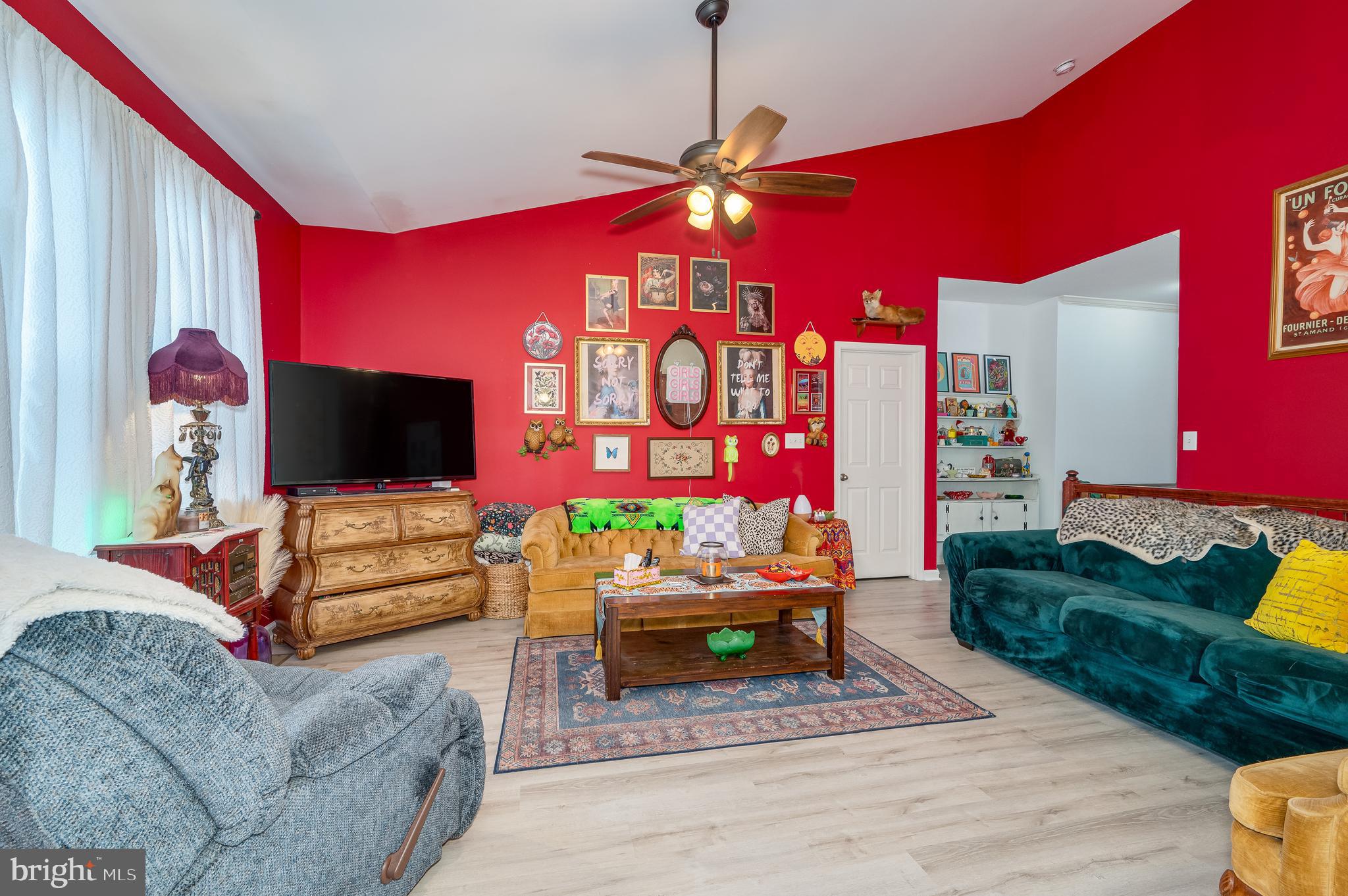 BENTWOOD ESTATES - Residential