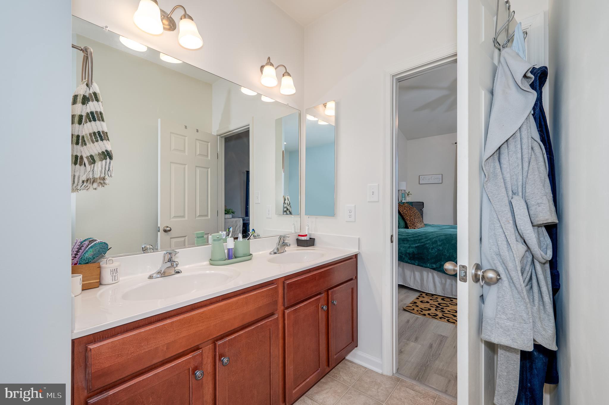 BENTWOOD ESTATES - Residential