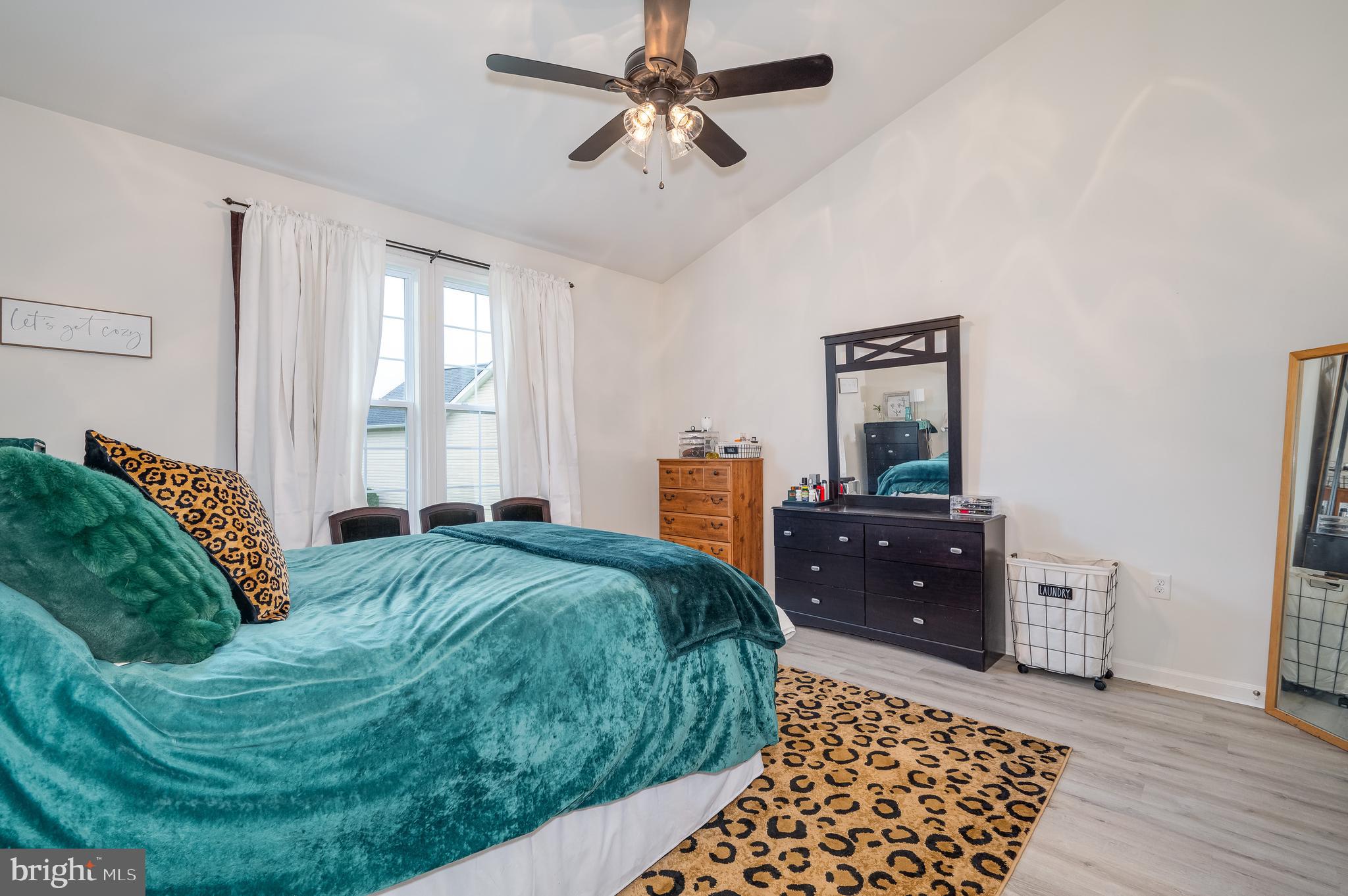 BENTWOOD ESTATES - Residential