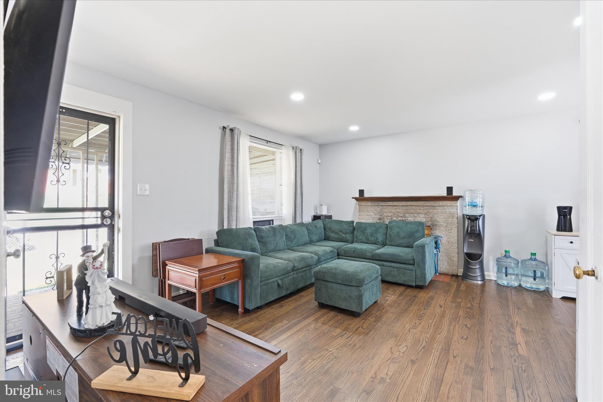 WOODLAWN - Residential