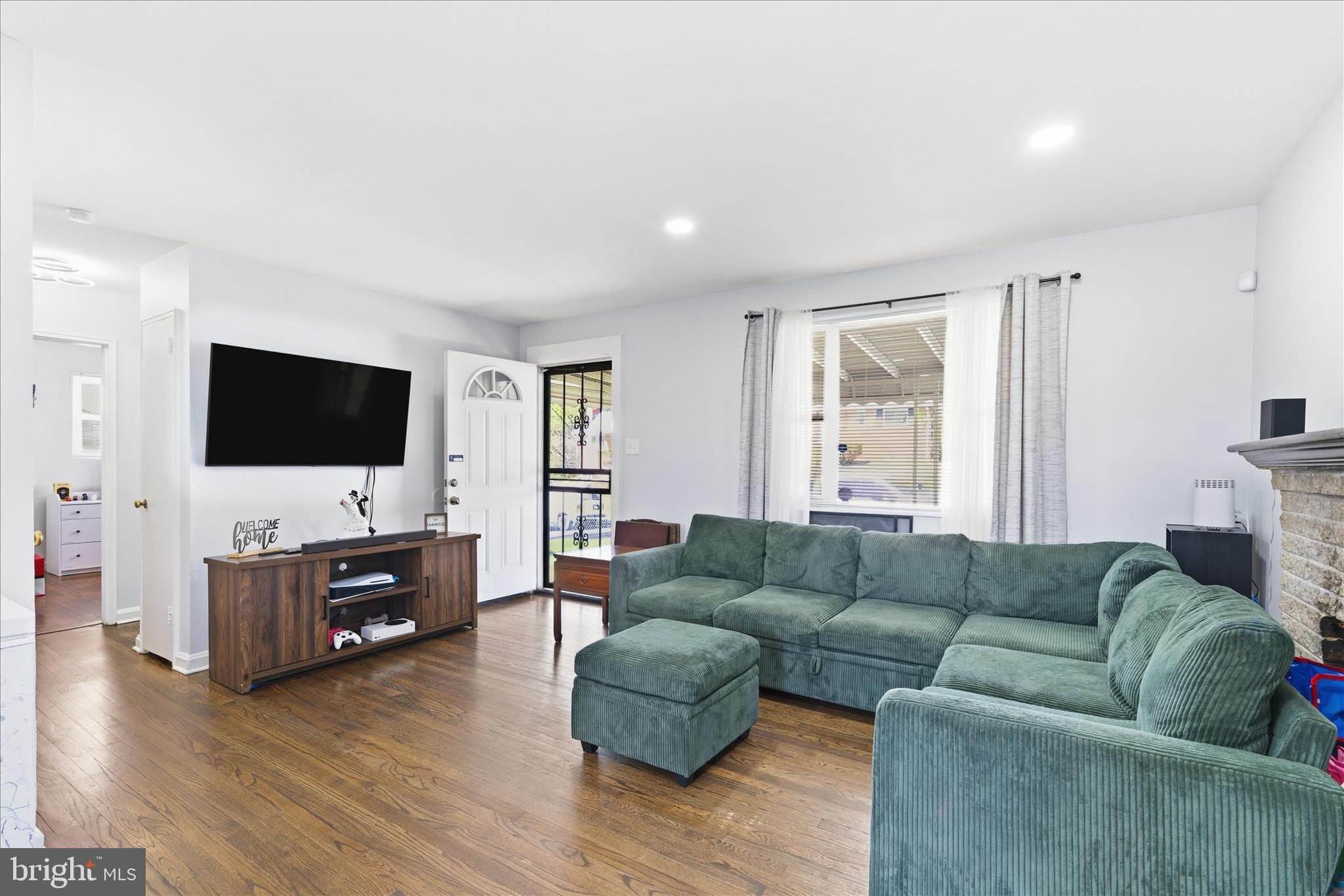 WOODLAWN - Residential