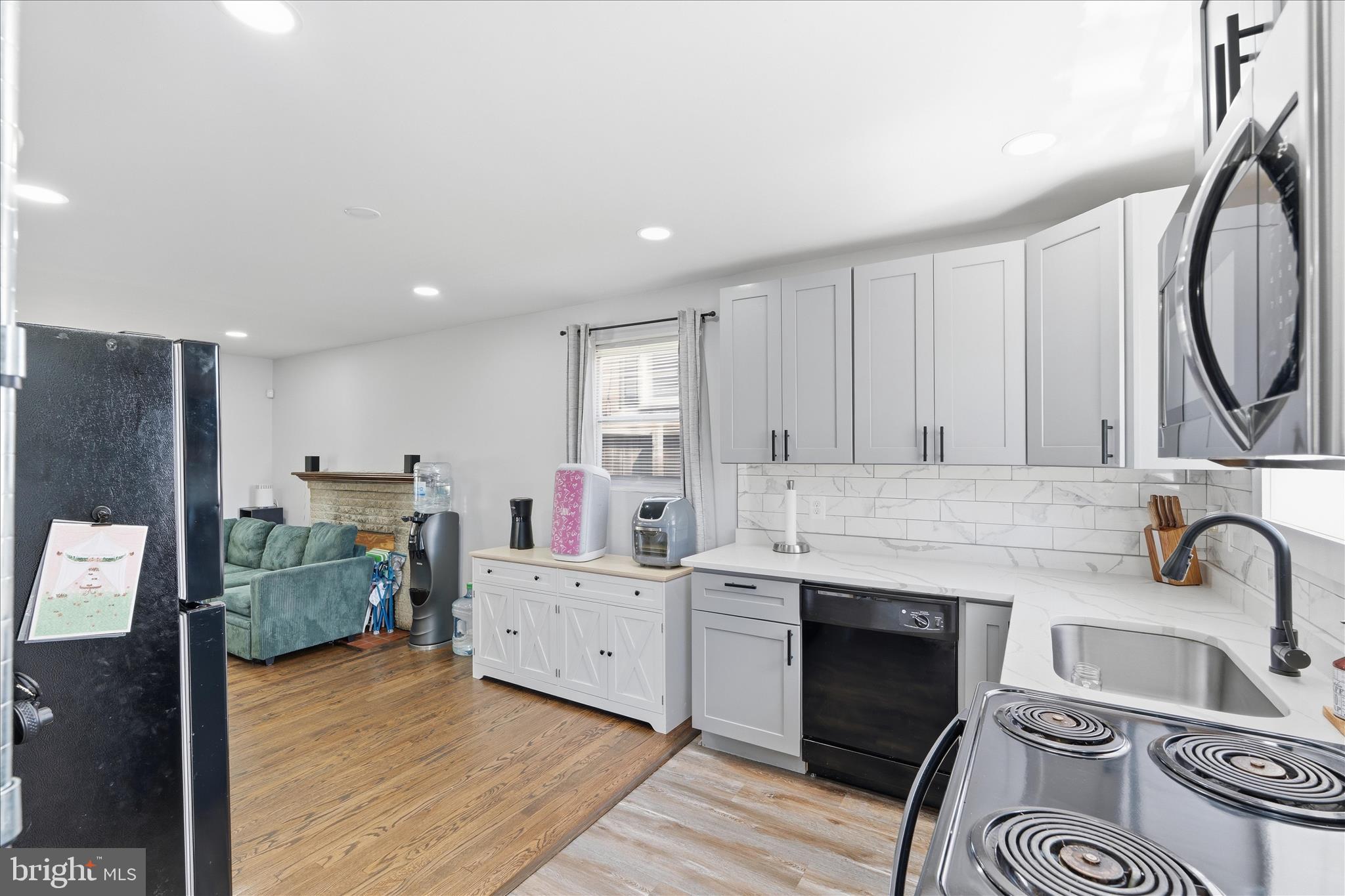 WOODLAWN - Residential