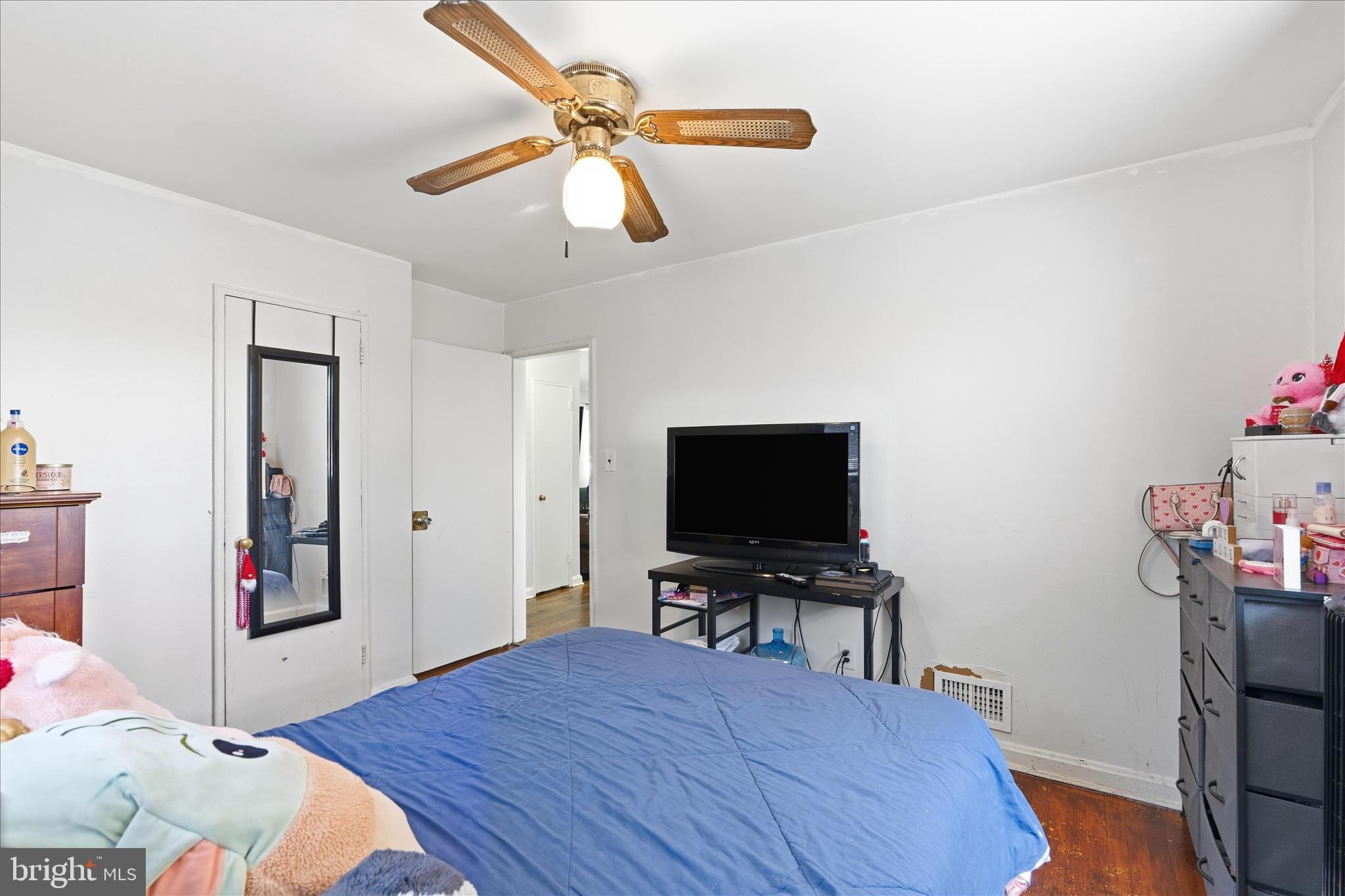 WOODLAWN - Residential