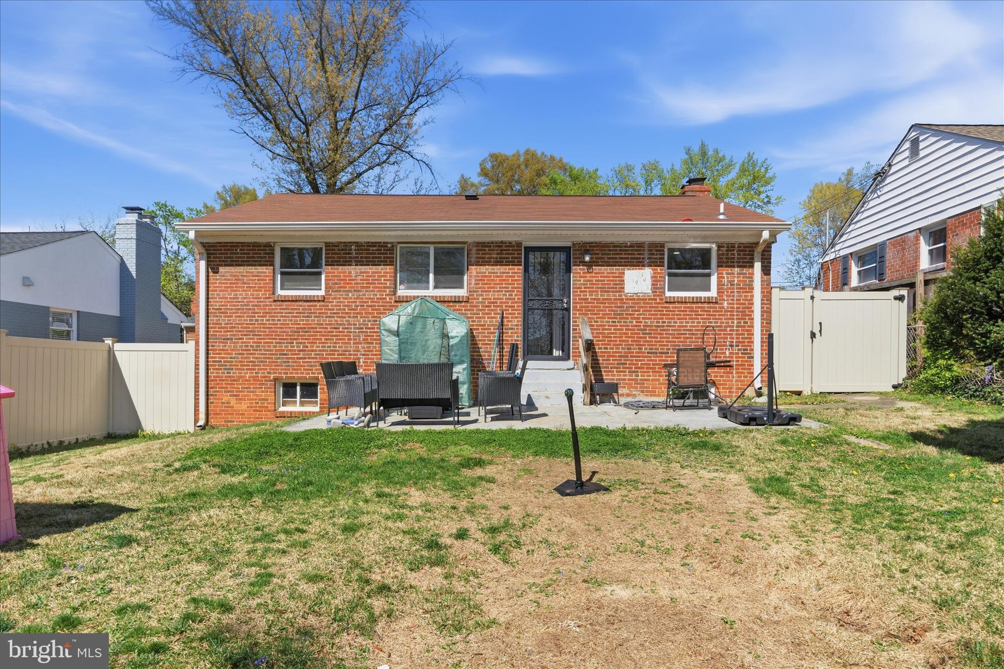 WOODLAWN - Residential