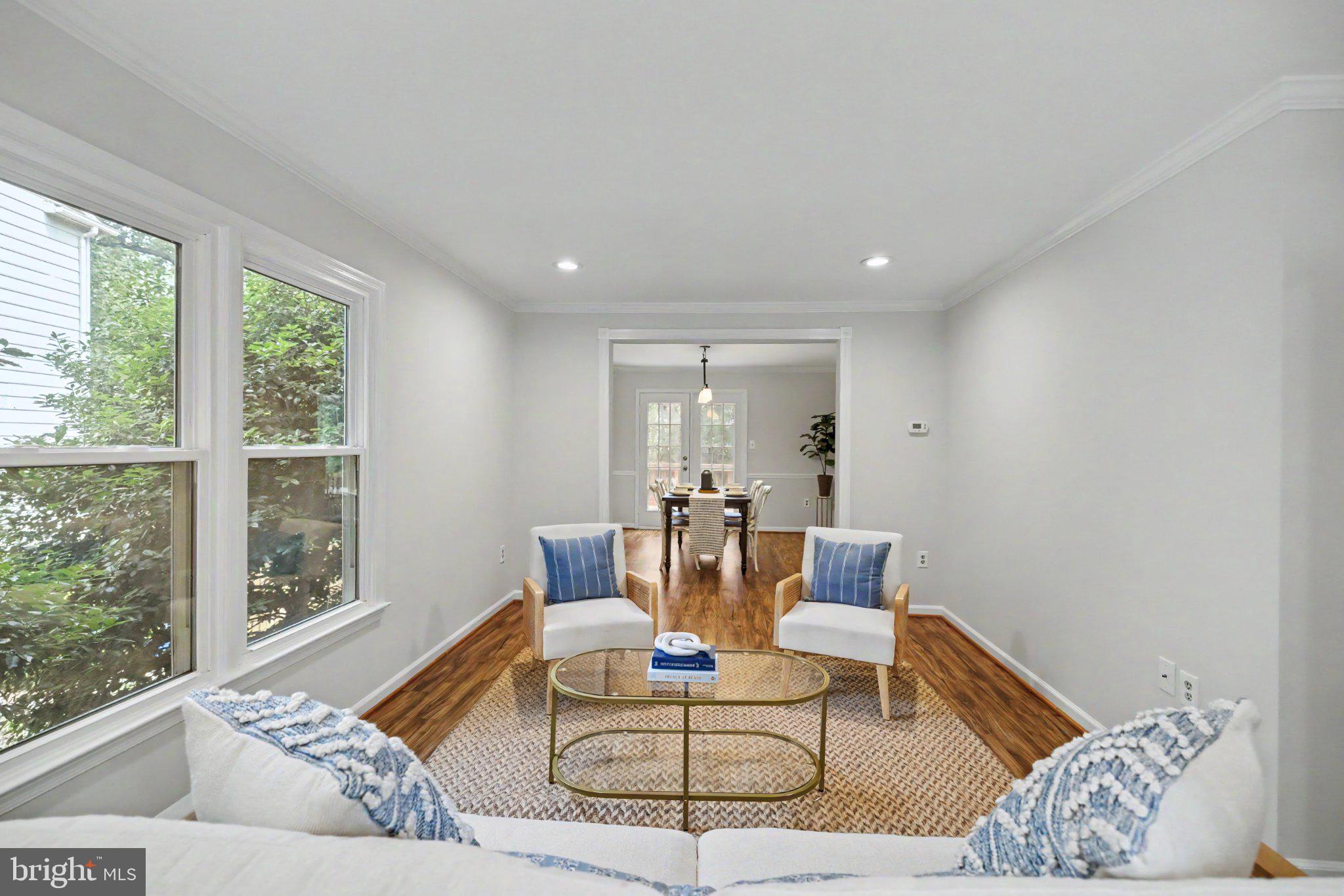 5727 OAKSHORE COURT