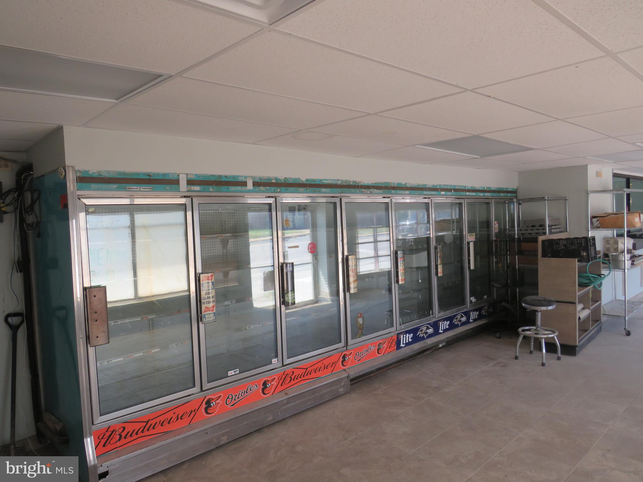 4526 WASHINGTON BOULEVARD