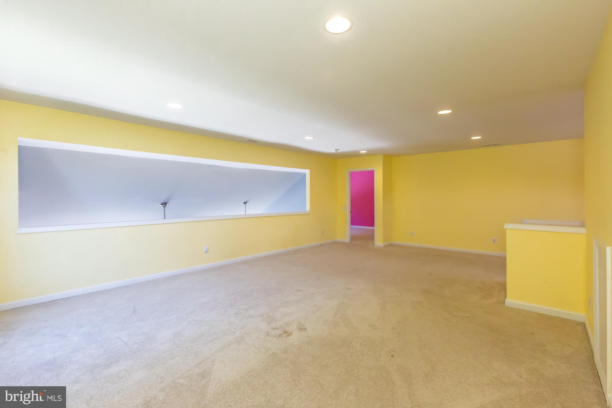 WINDSOR RIDGE - Residential