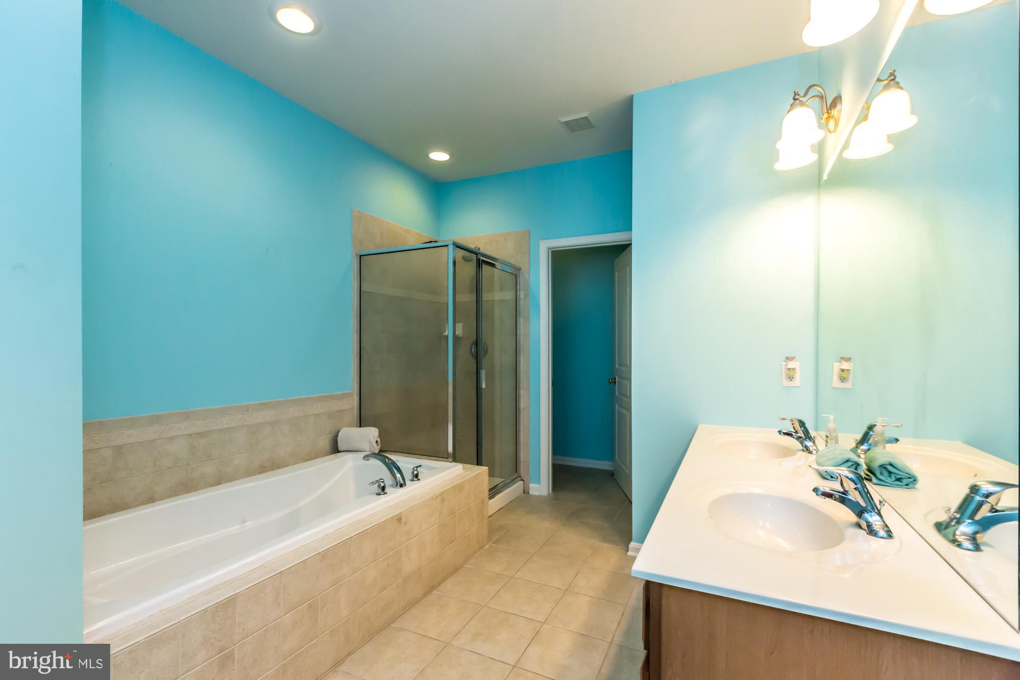 WINDSOR RIDGE - Residential