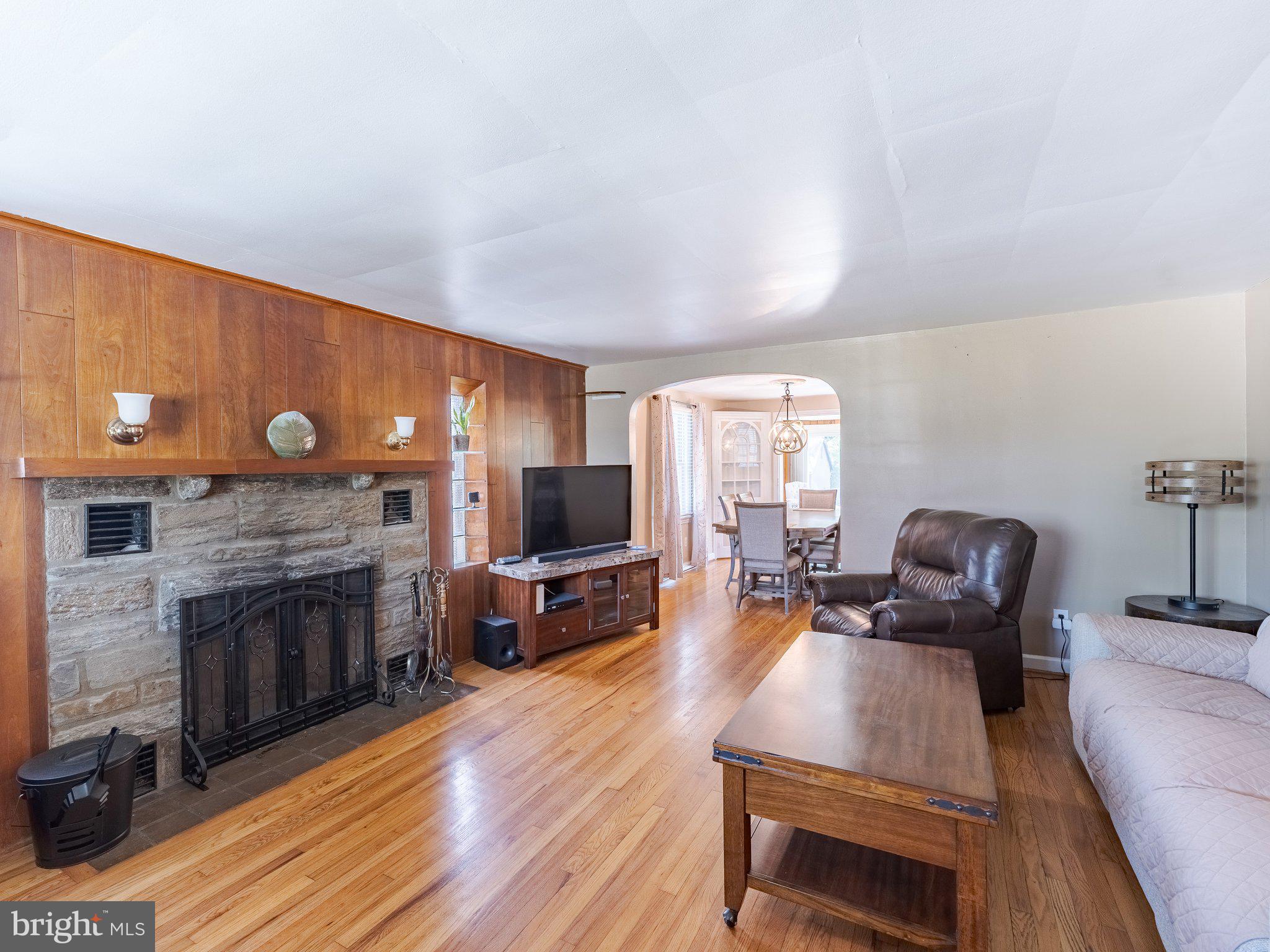 LANSDOWNE PARK - Residential