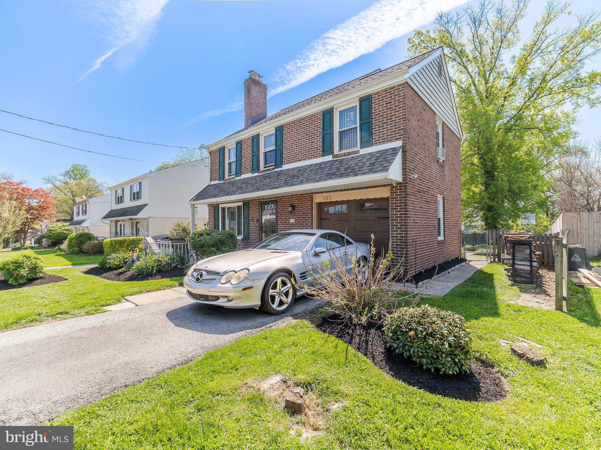 LANSDOWNE PARK - Residential