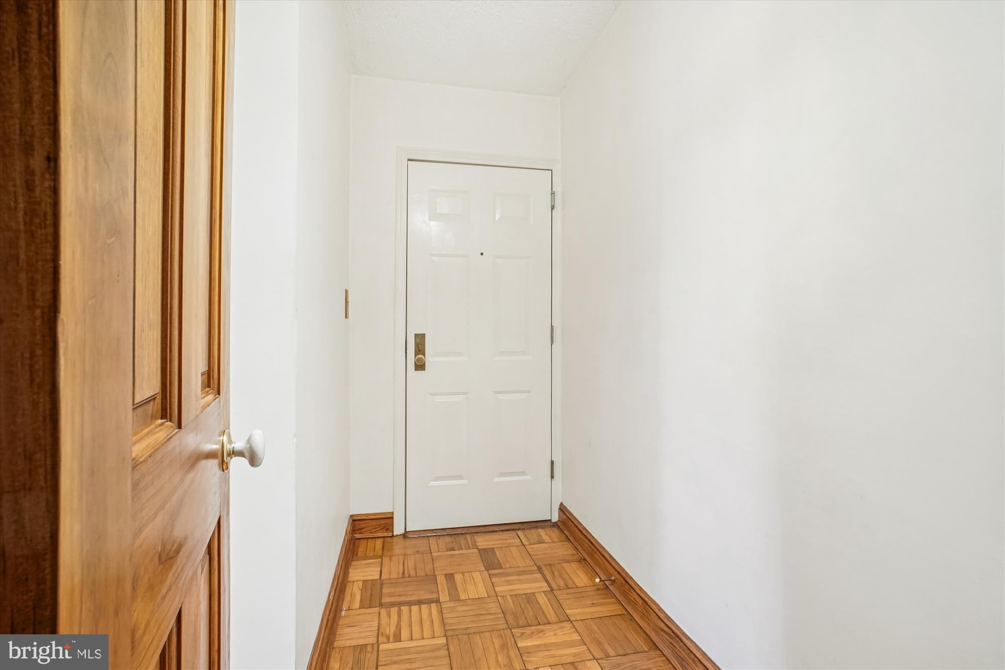 POTOWMACK CROSSING - Residential Lease