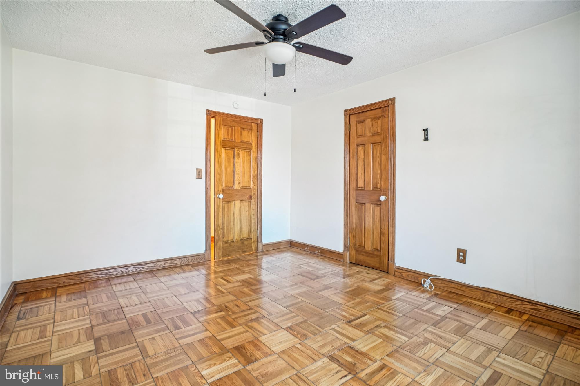 POTOWMACK CROSSING - Residential Lease