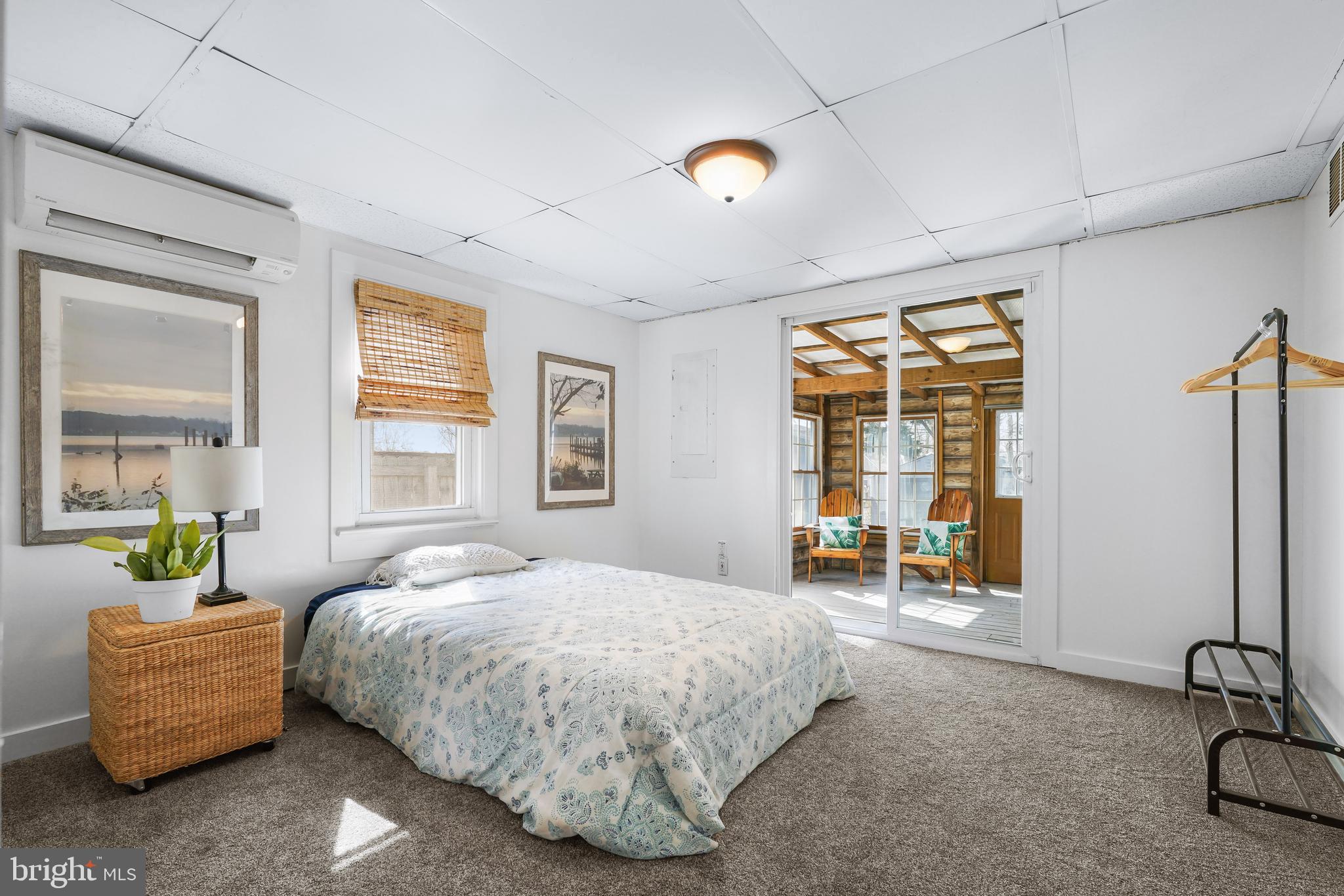 CHARLESTOWN MANOR - Residential