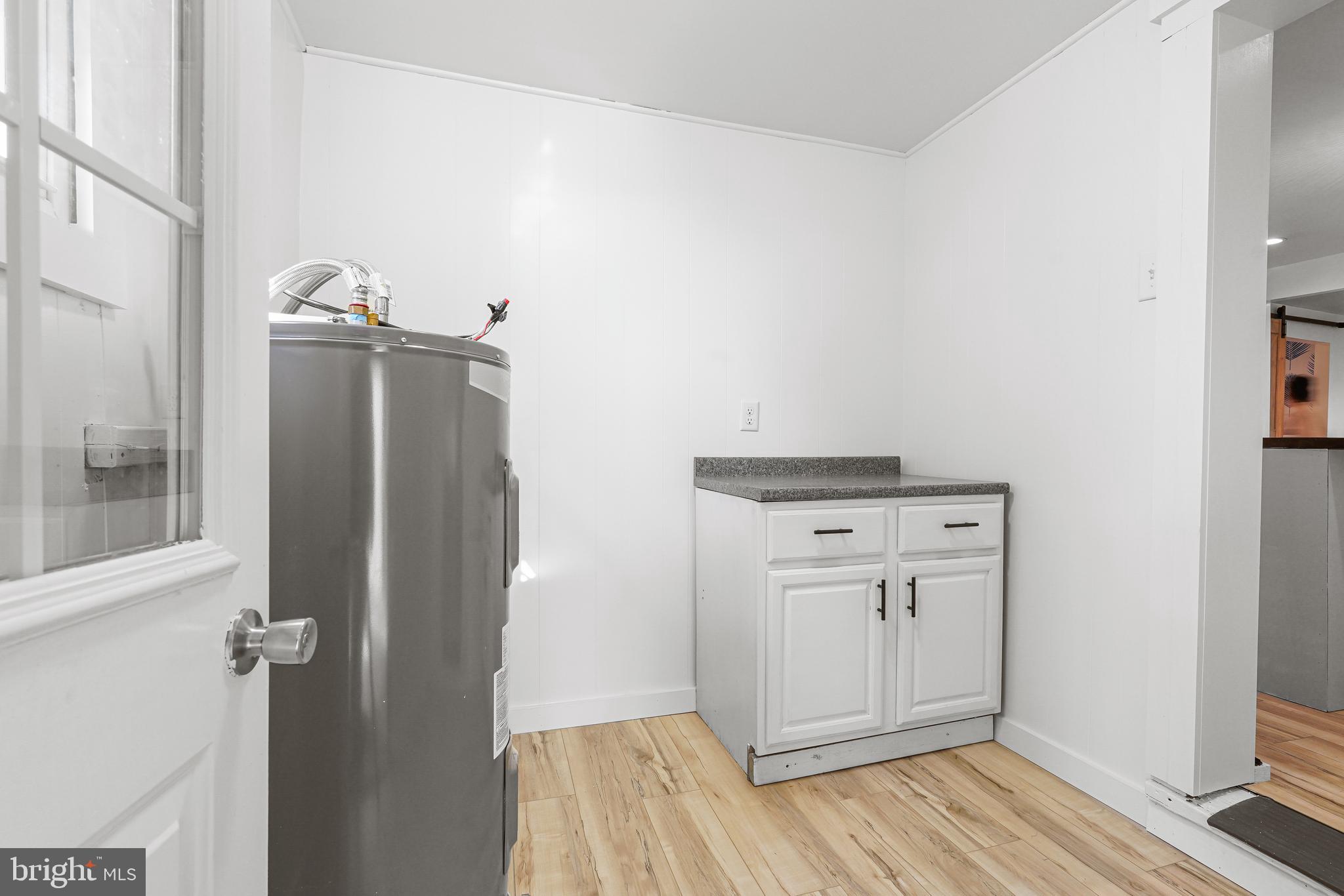 CHARLESTOWN MANOR - Residential