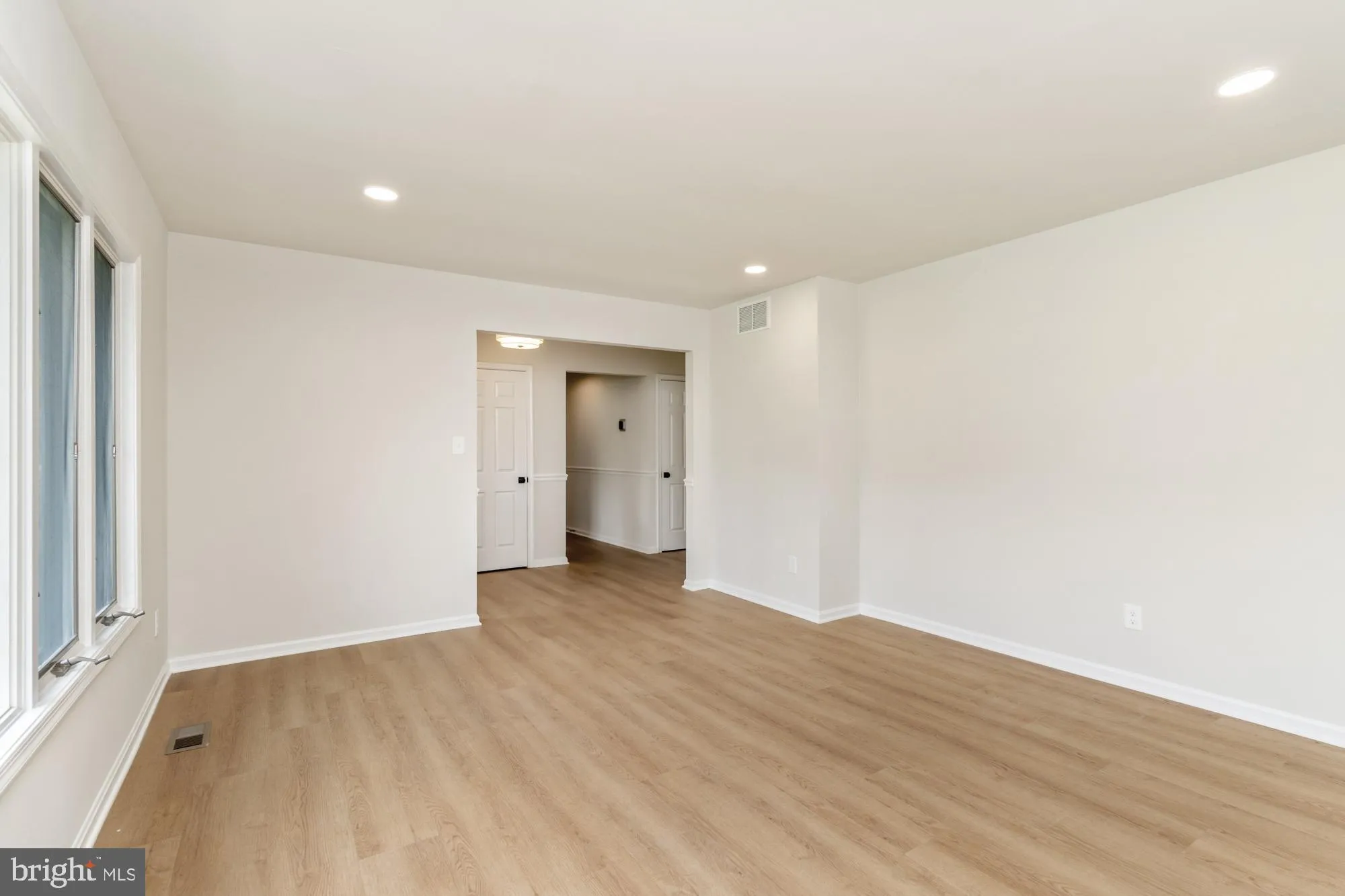 Fallston, Maryland 21047, United States, 4 Bedrooms Bedrooms, ,2 BathroomsBathrooms,Residential,Pending,124887