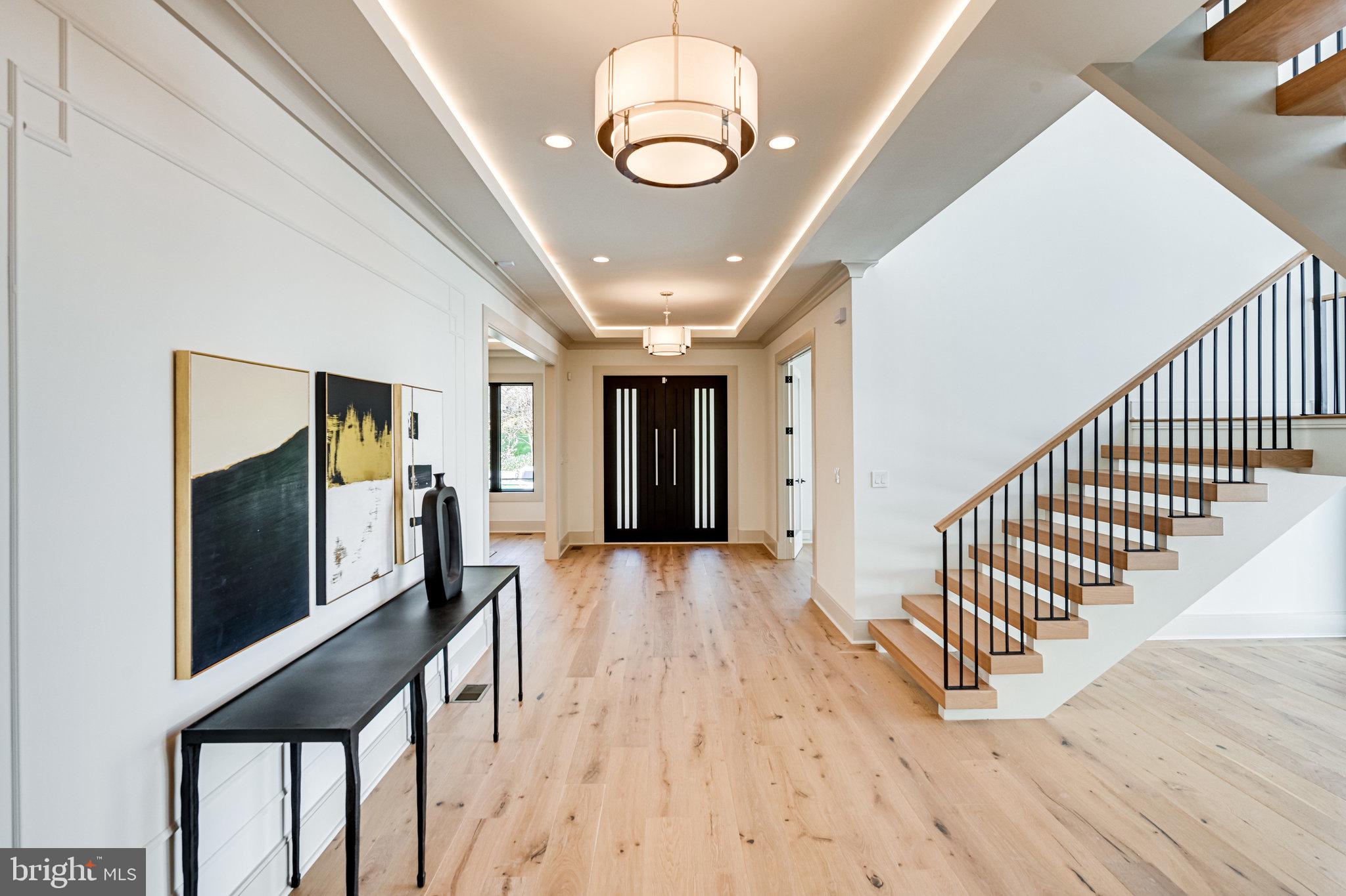 SALONA VILLAGE - Residential