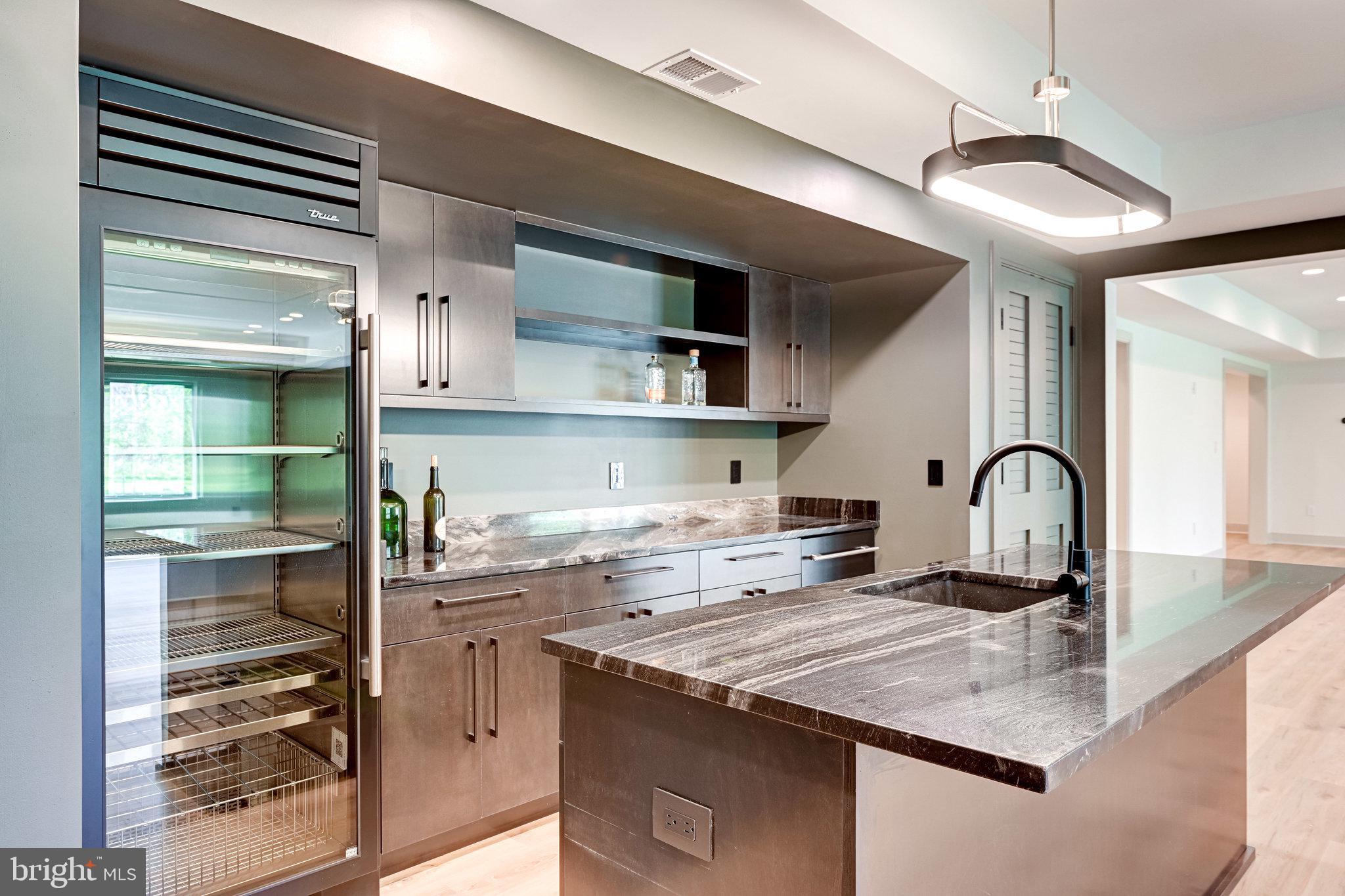 SALONA VILLAGE - Residential