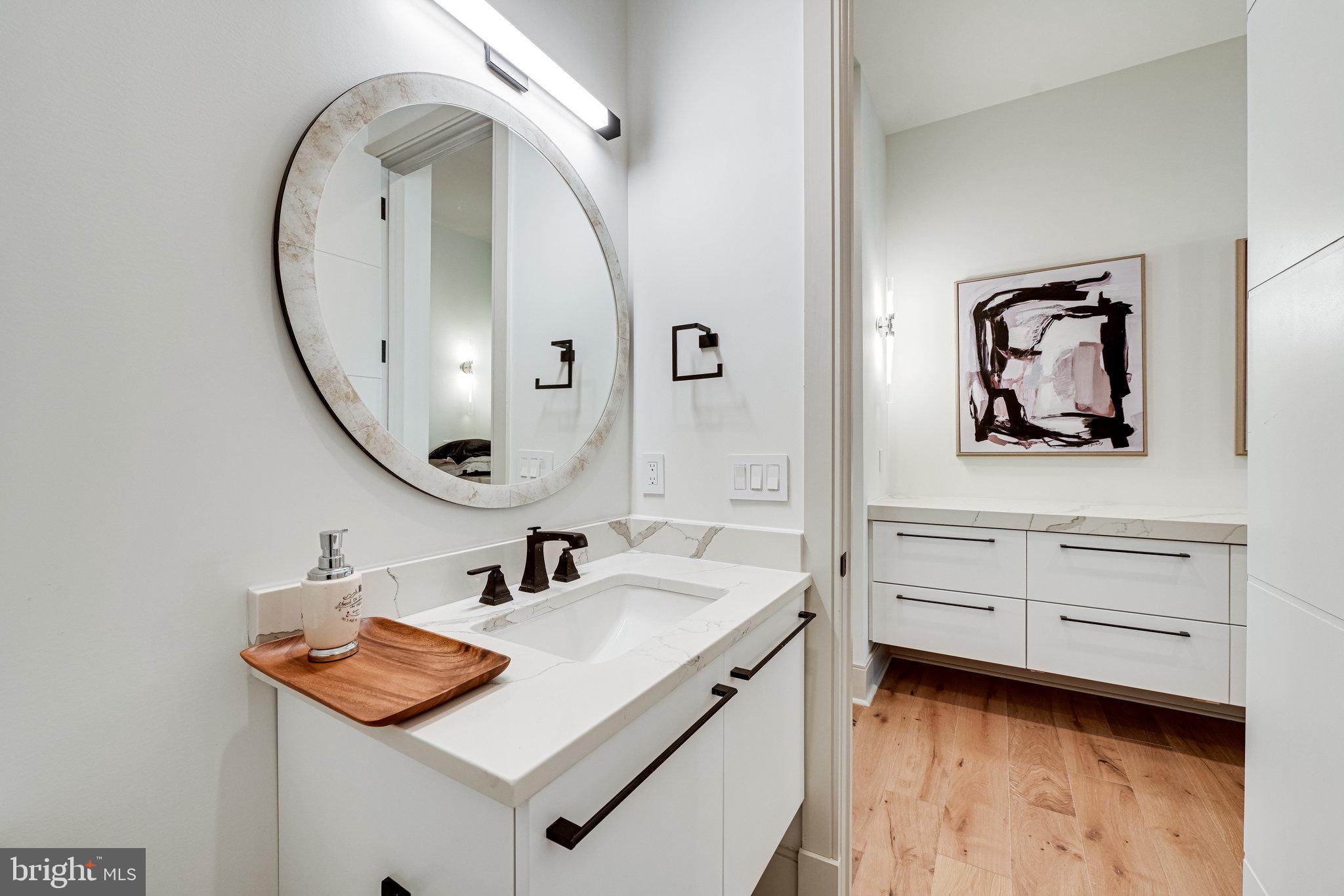 SALONA VILLAGE - Residential