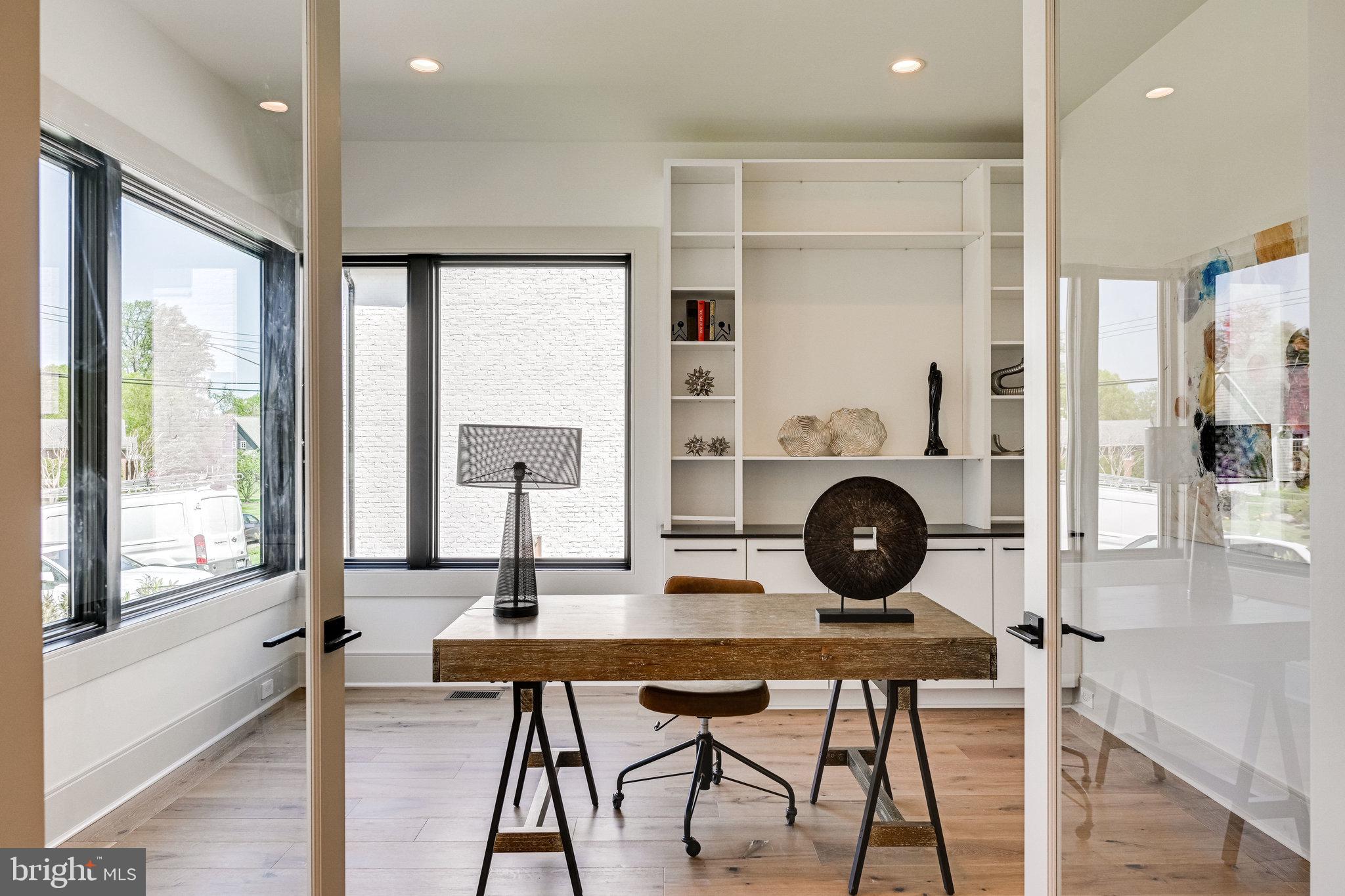 SALONA VILLAGE - Residential