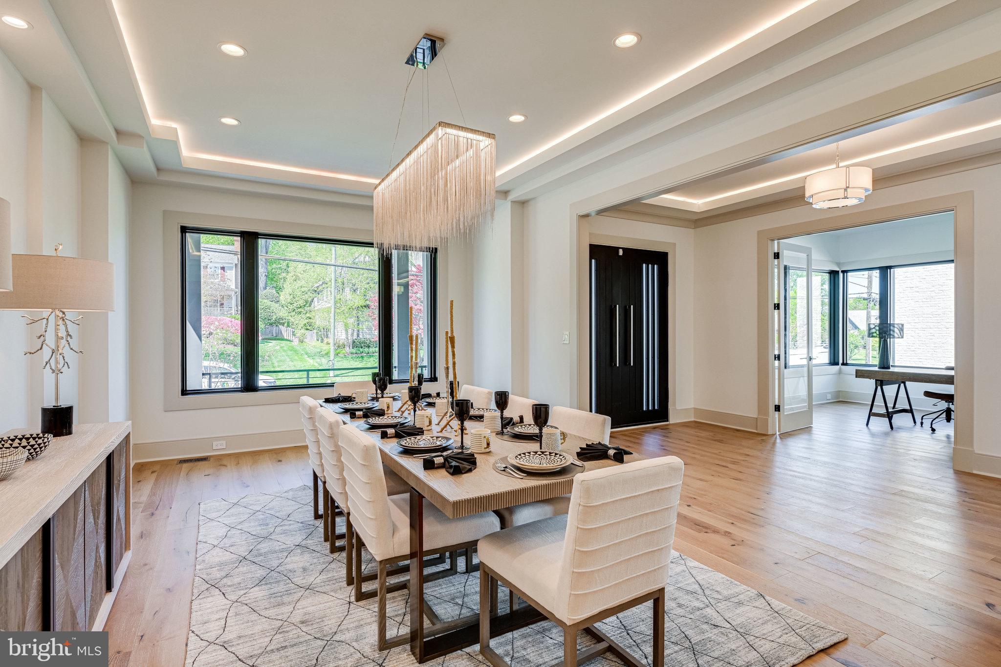 SALONA VILLAGE - Residential