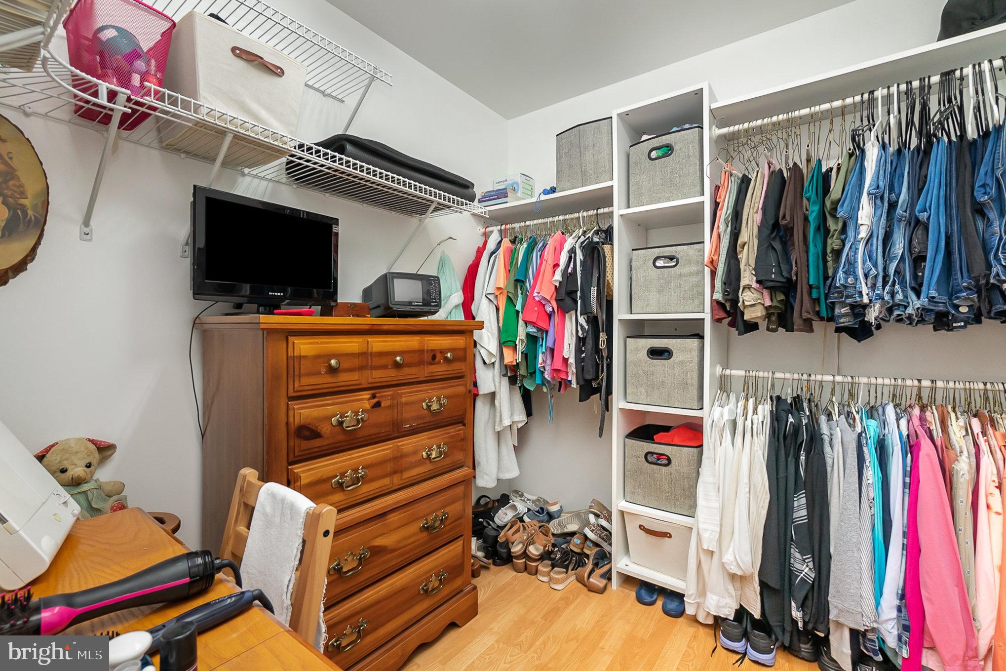 GOLDENTREE - Residential