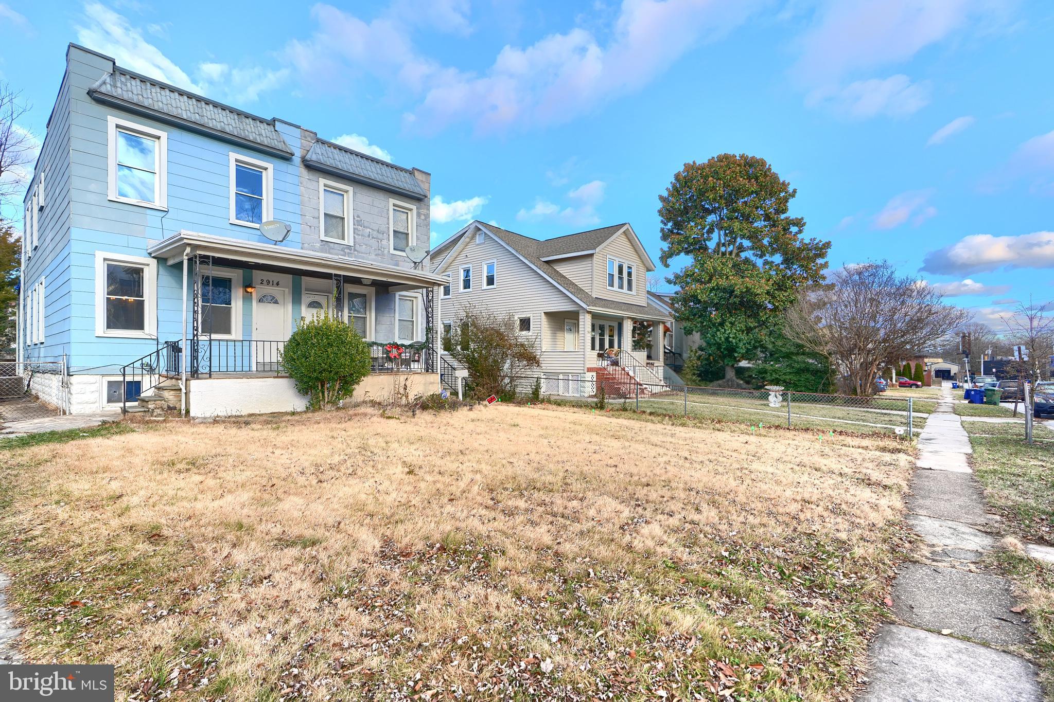 2914 PINEWOOD AVENUE