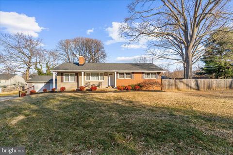 706 FAIRWAY DRIVE ANNAPOLIS MD 21409