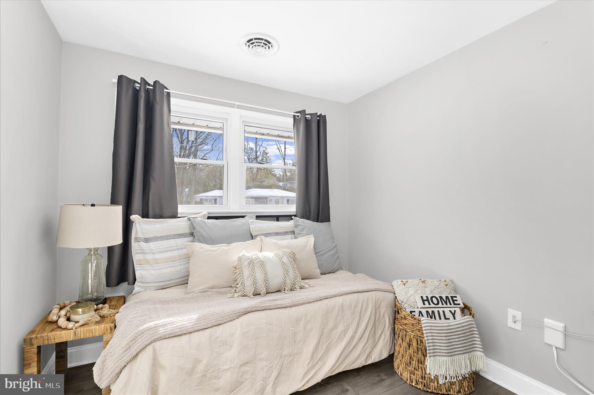 CAPE ST CLAIRE - Residential