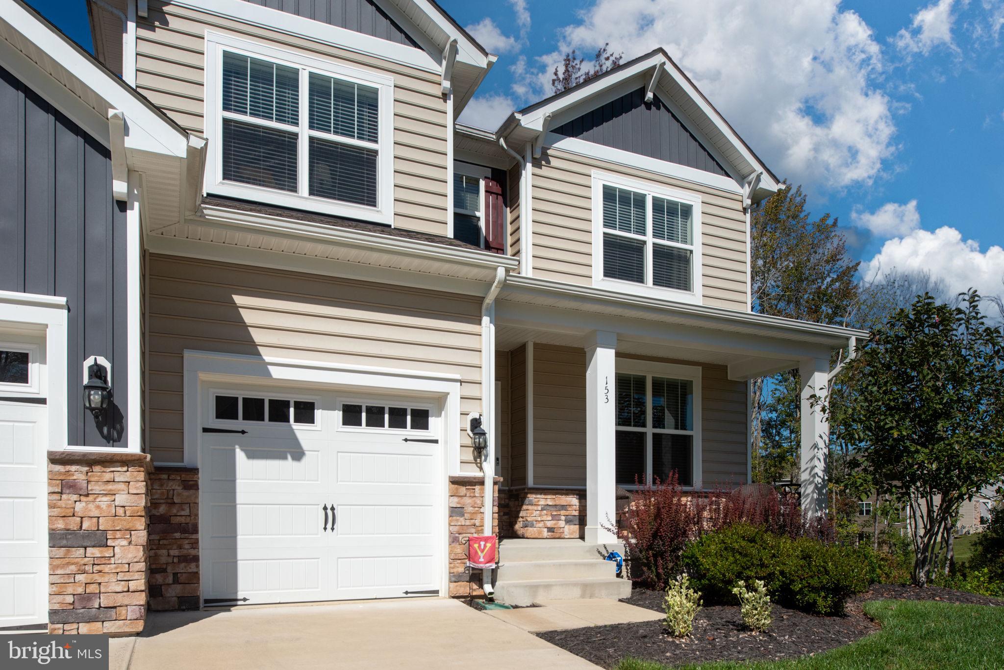 153 HOLLYCREST PLACE
