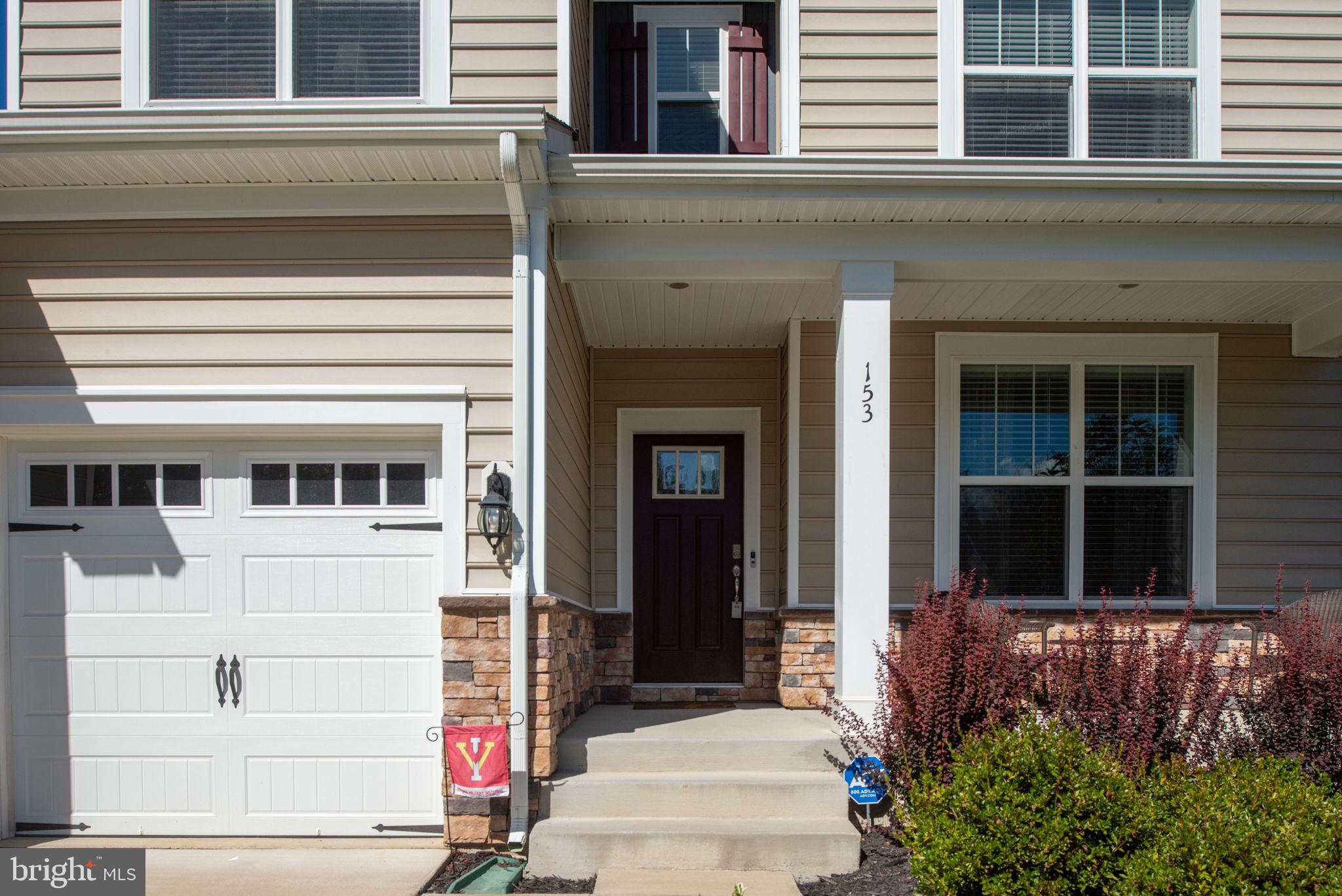 153 HOLLYCREST PLACE