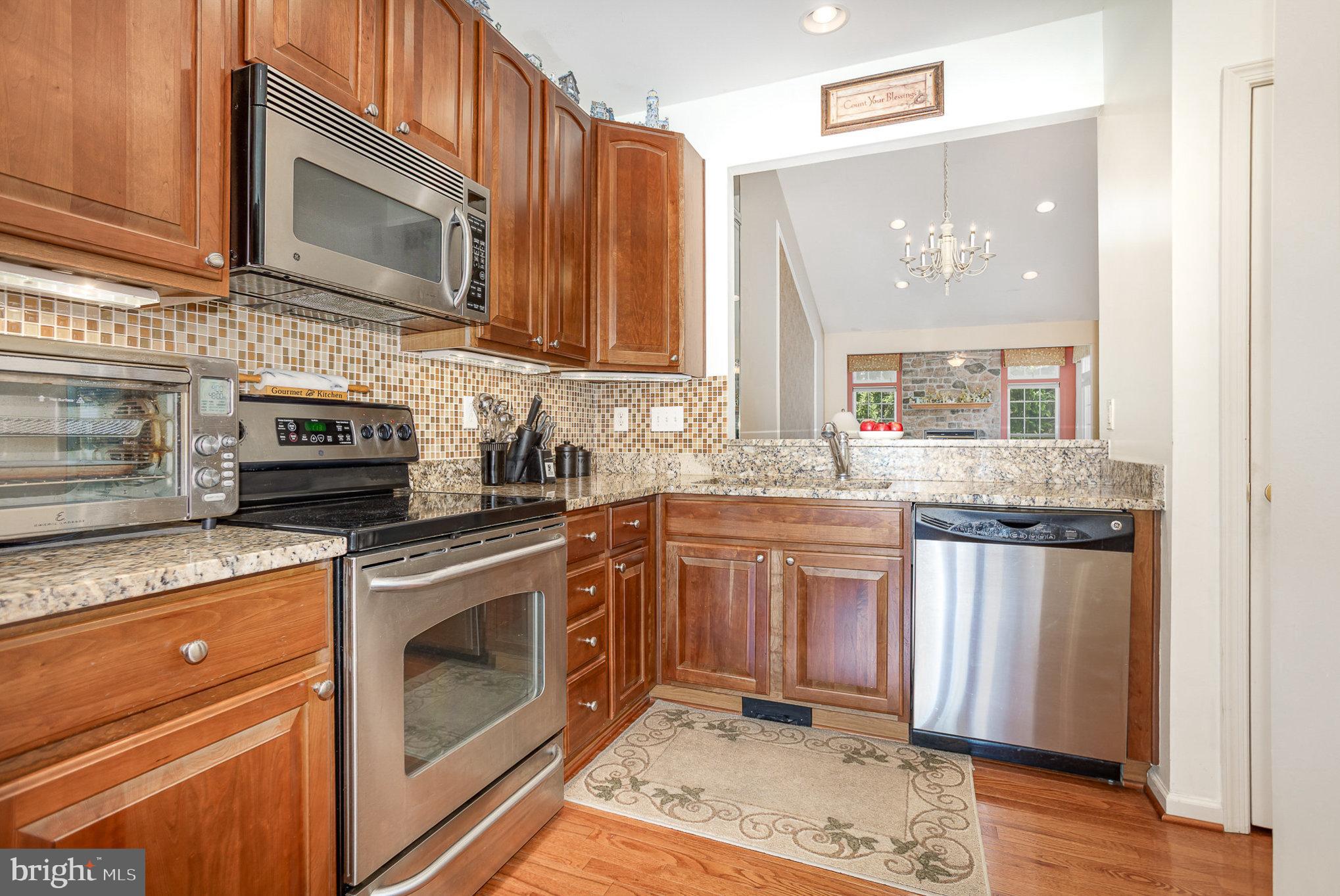 1471 HERITAGE LANE