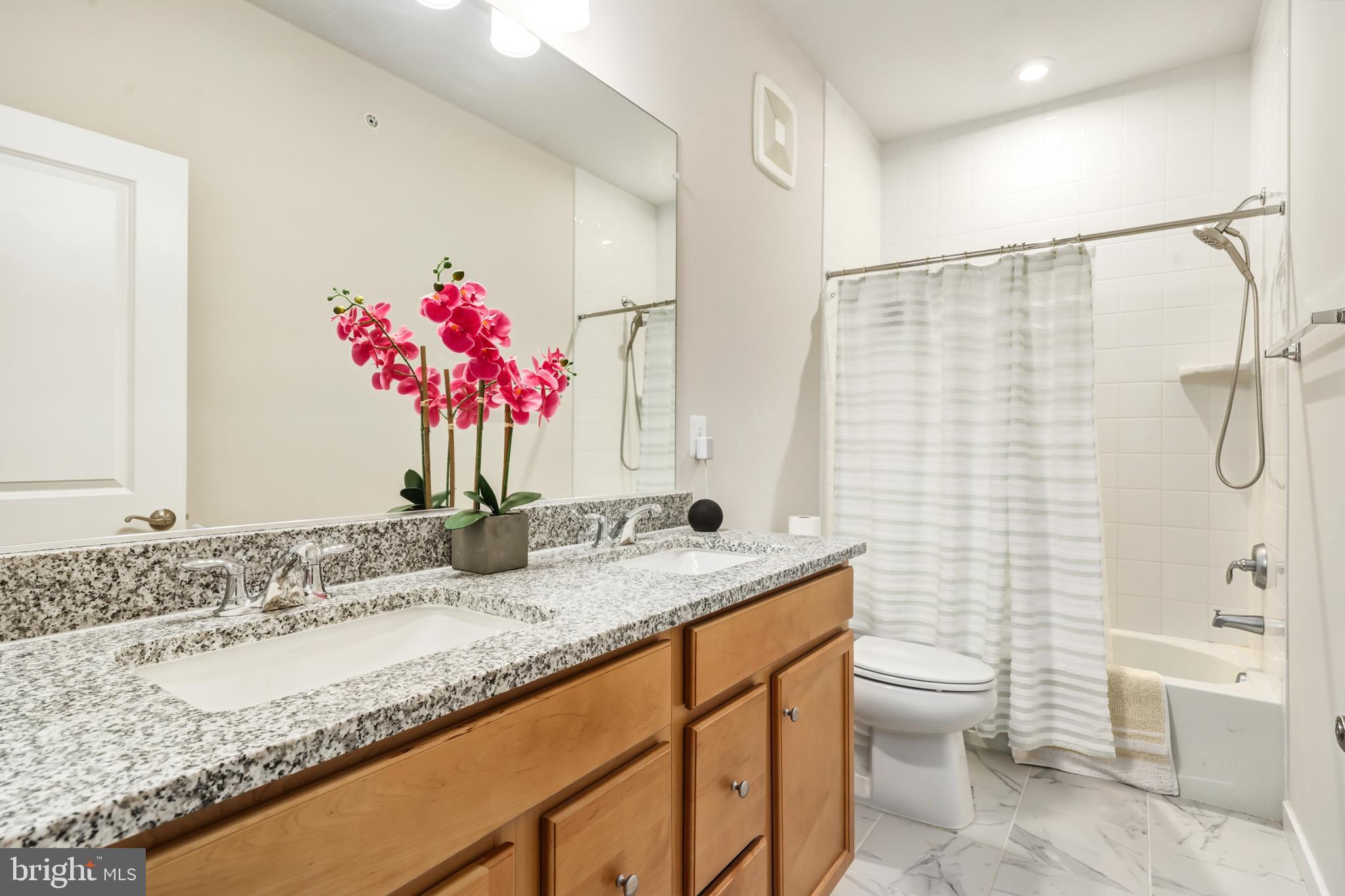 OVERLOOK - Residential