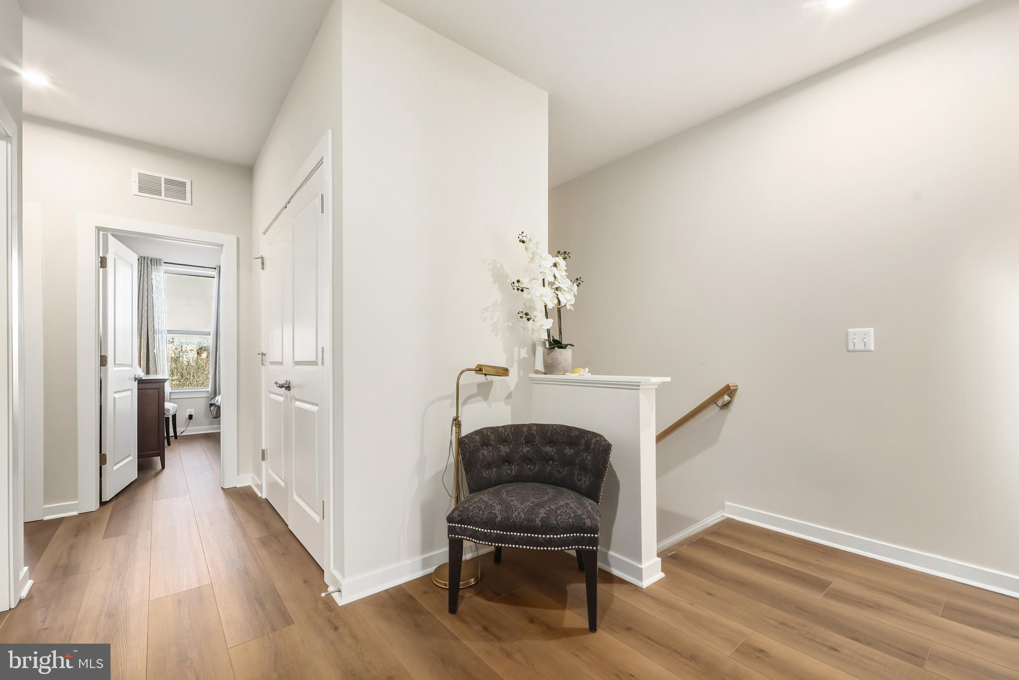 OVERLOOK - Residential